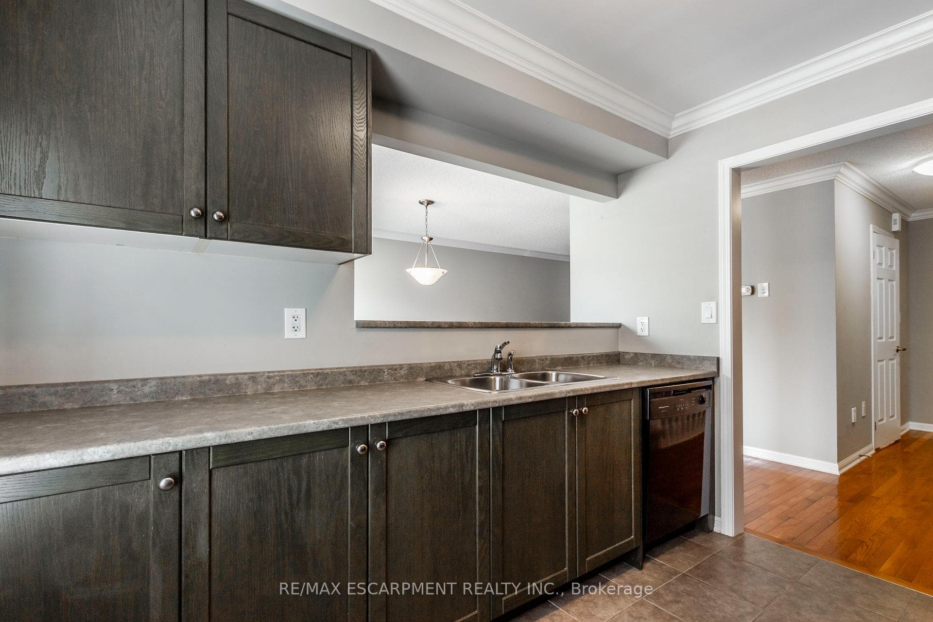 280 Wetenhall Landing N/A photo 10