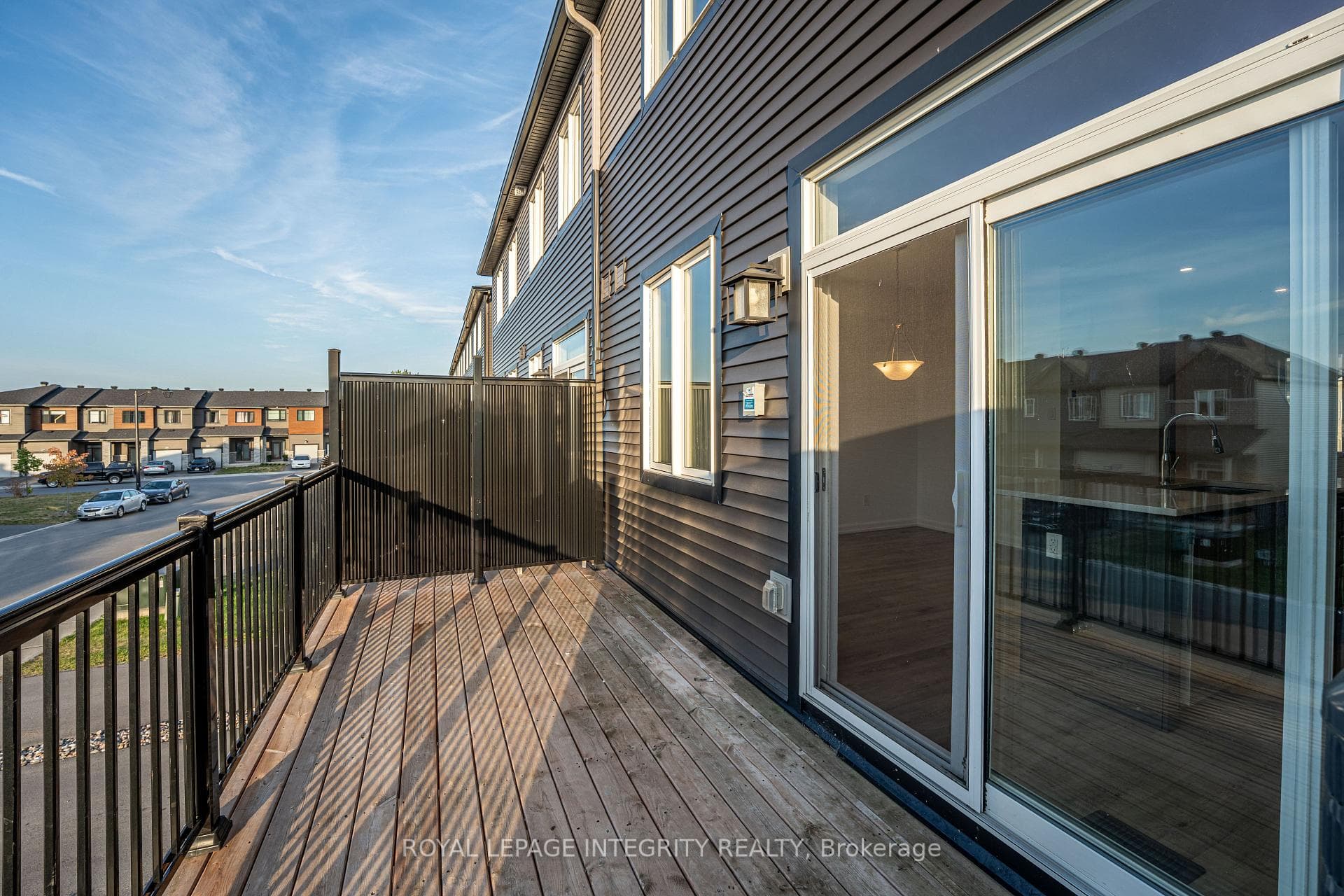 806 Everbloom Lane photo 15