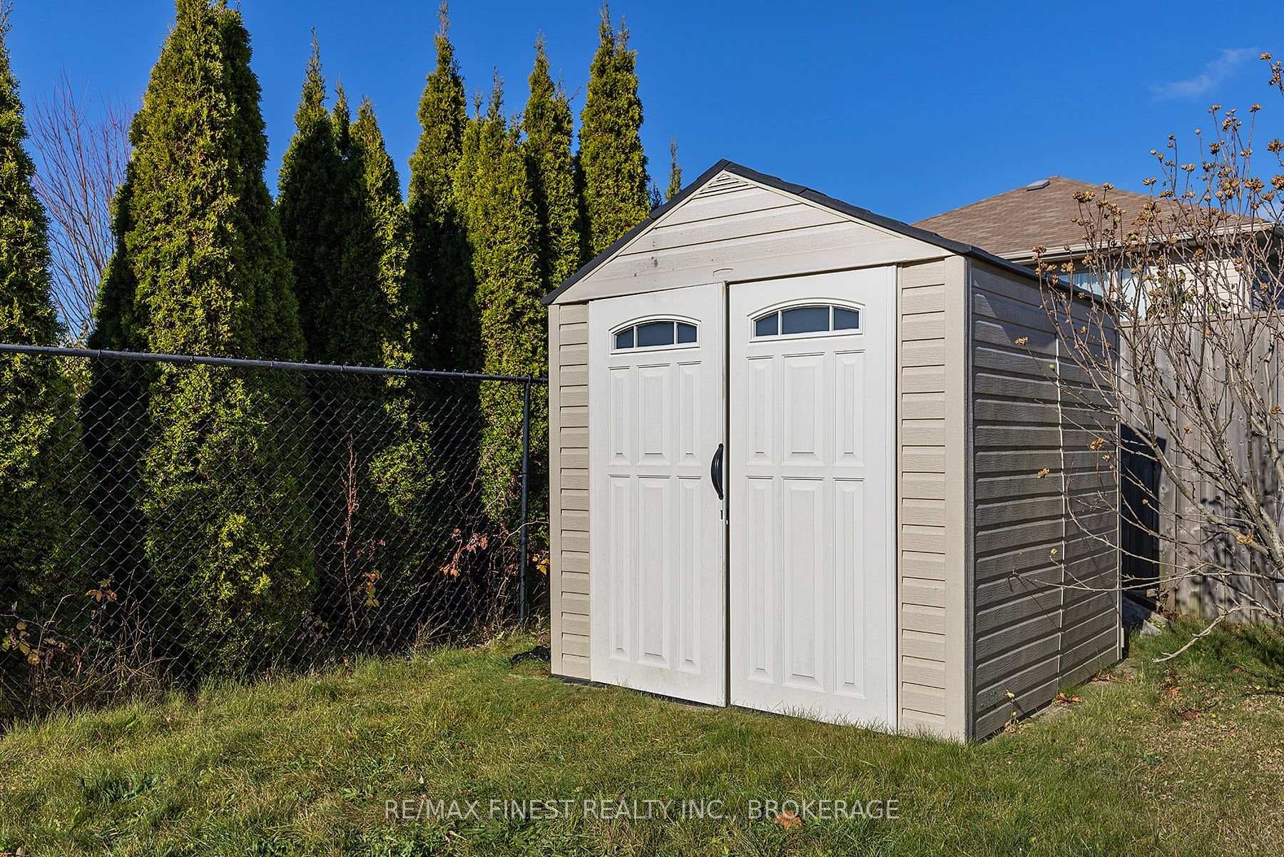 187 Kildare Avenue photo 37