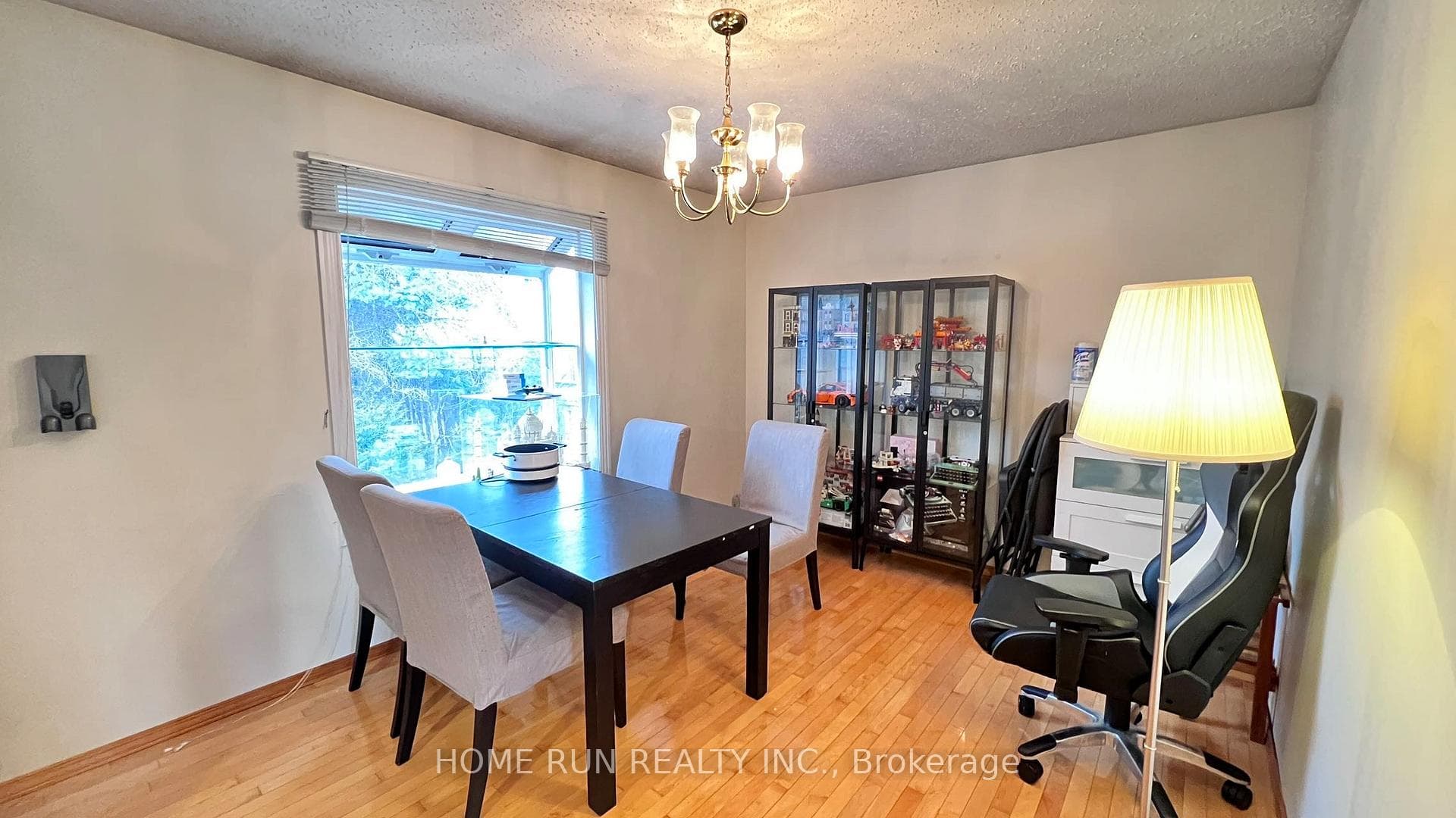 960 CAHILL Drive photo 4