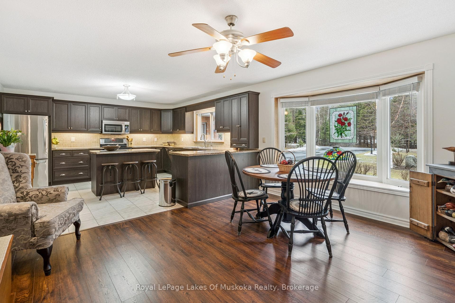 87 Laneige Avenue photo 17