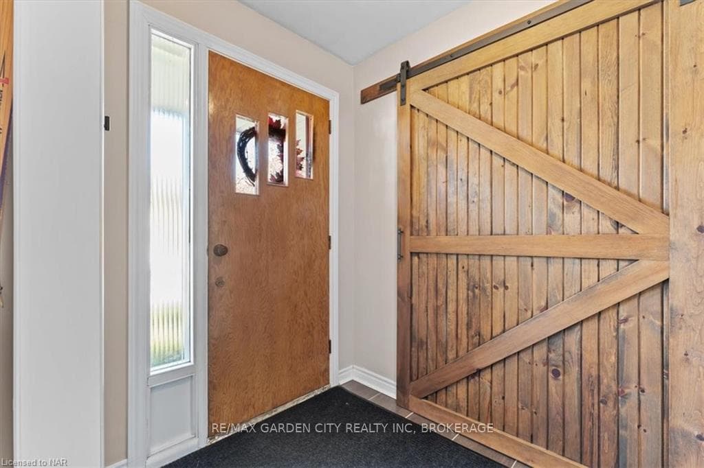 16 Hazelwood Avenue photo 5