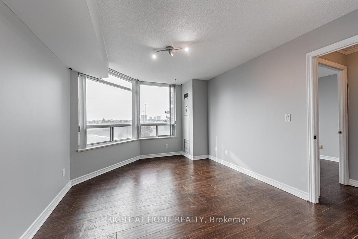 68 CORPORATE Drive Unit 525 photo 13