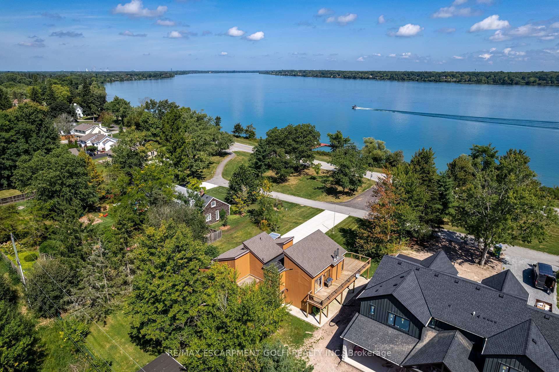 4197 Niagara River Parkway photo 39