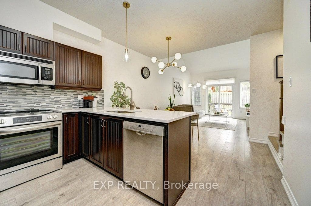 795 Laurelwood Drive Unit C11 photo 9