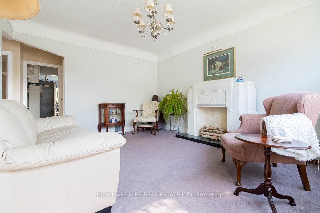 229 East 28th Street photo 4