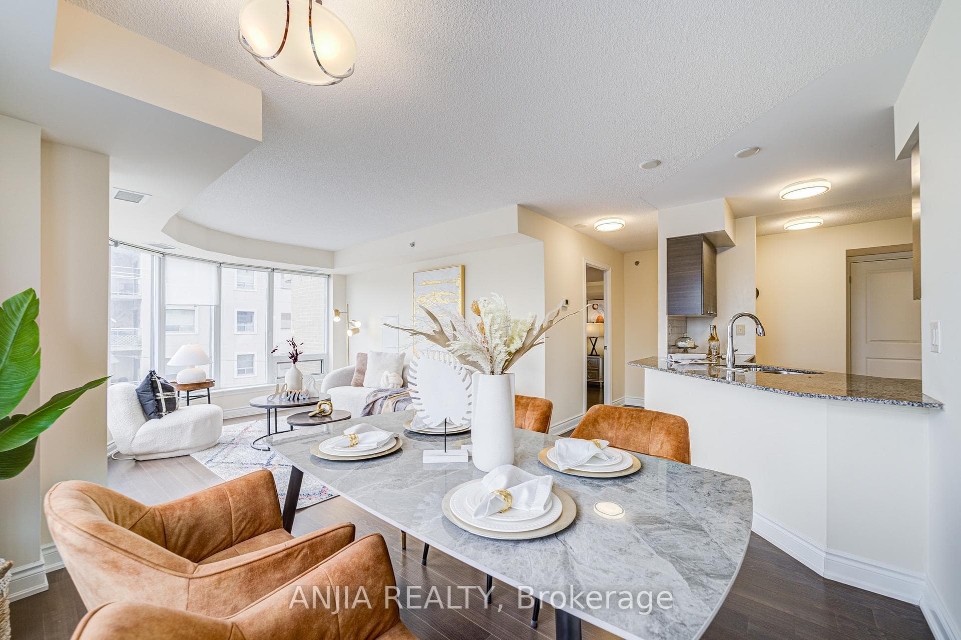 760 Sheppard Avenue Unit 313 photo 11