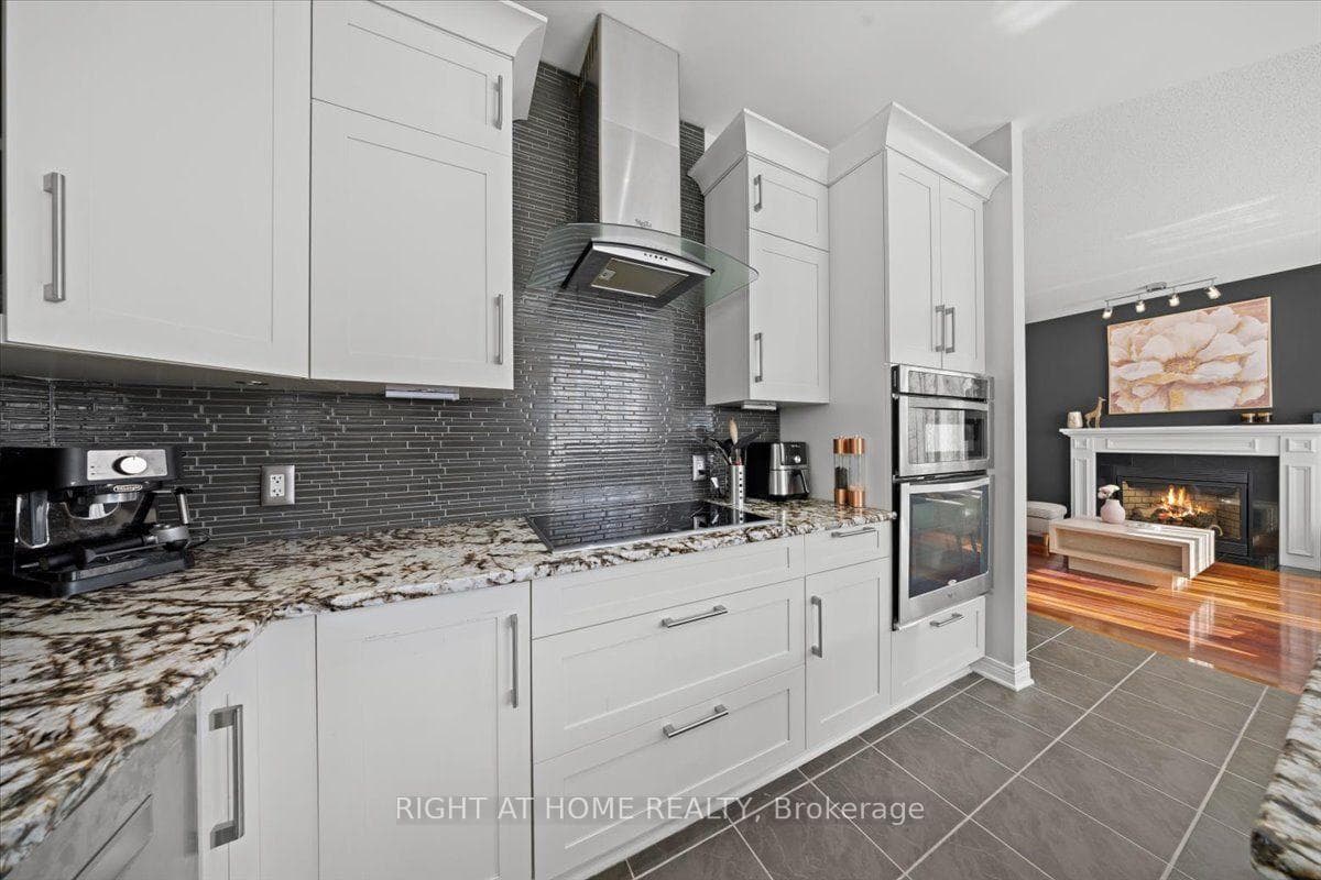 850 Feather Moss Way photo 21