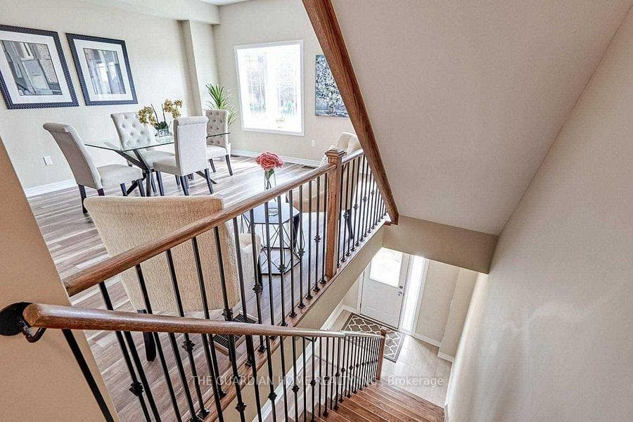28 Waterstone Way photo 4