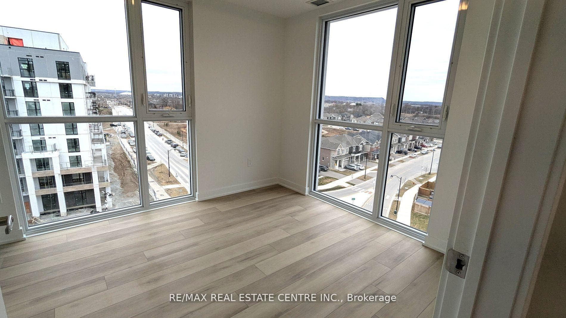 770 Whitlock Avenue Unit 717 photo 14