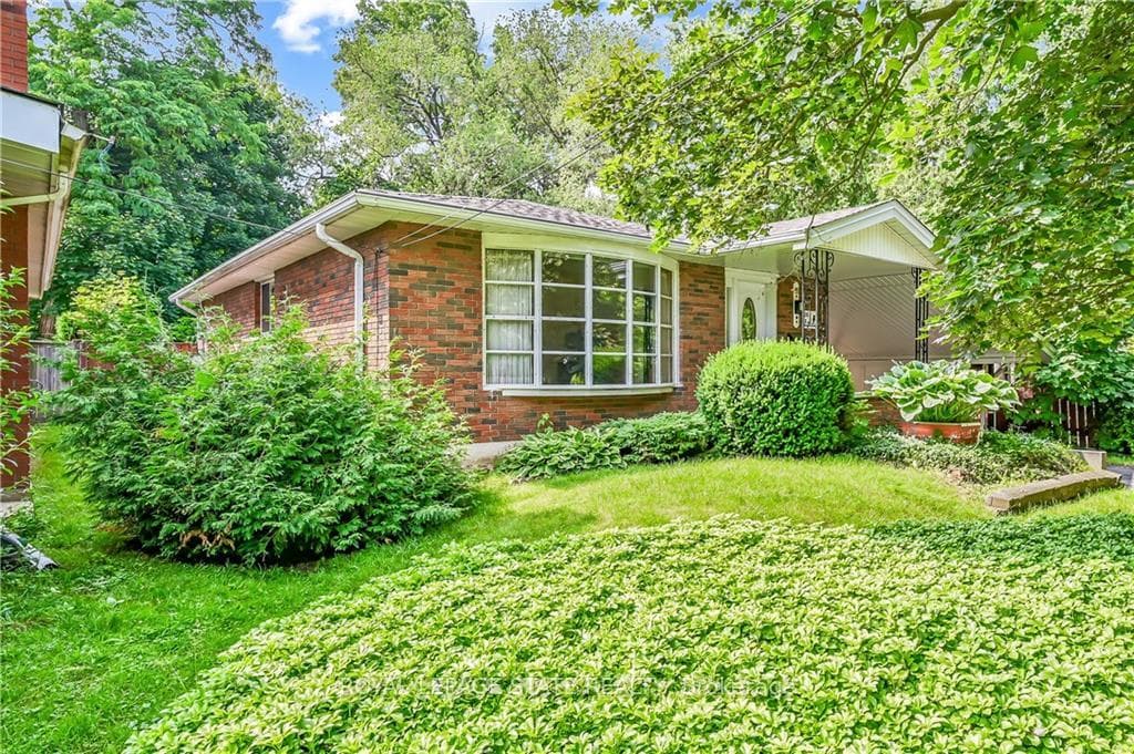 26 Helen Street photo 23
