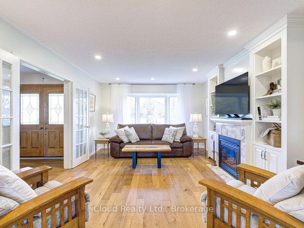 11012 Amos Drive photo 6