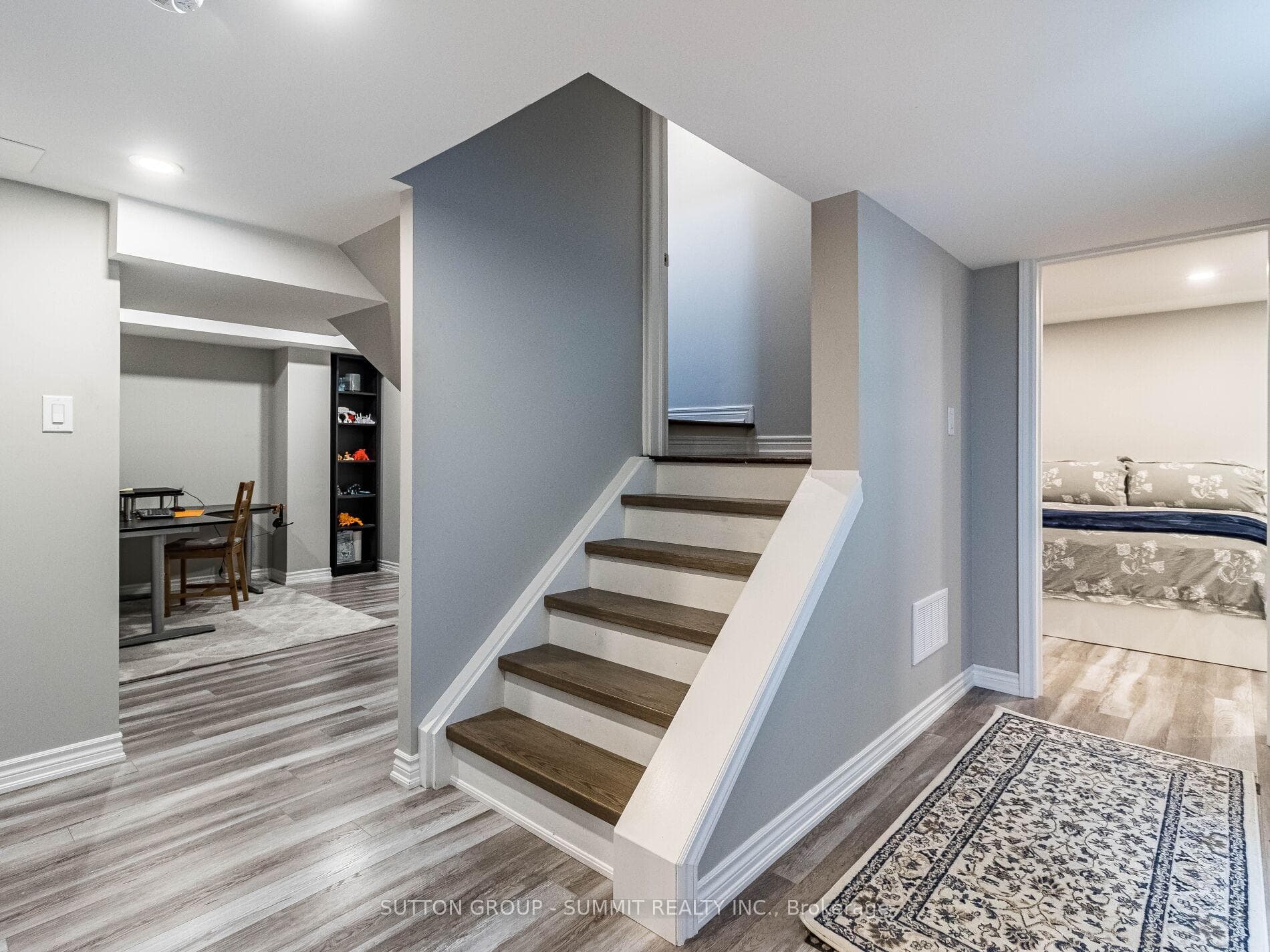 1279 TUPPER Drive photo 30