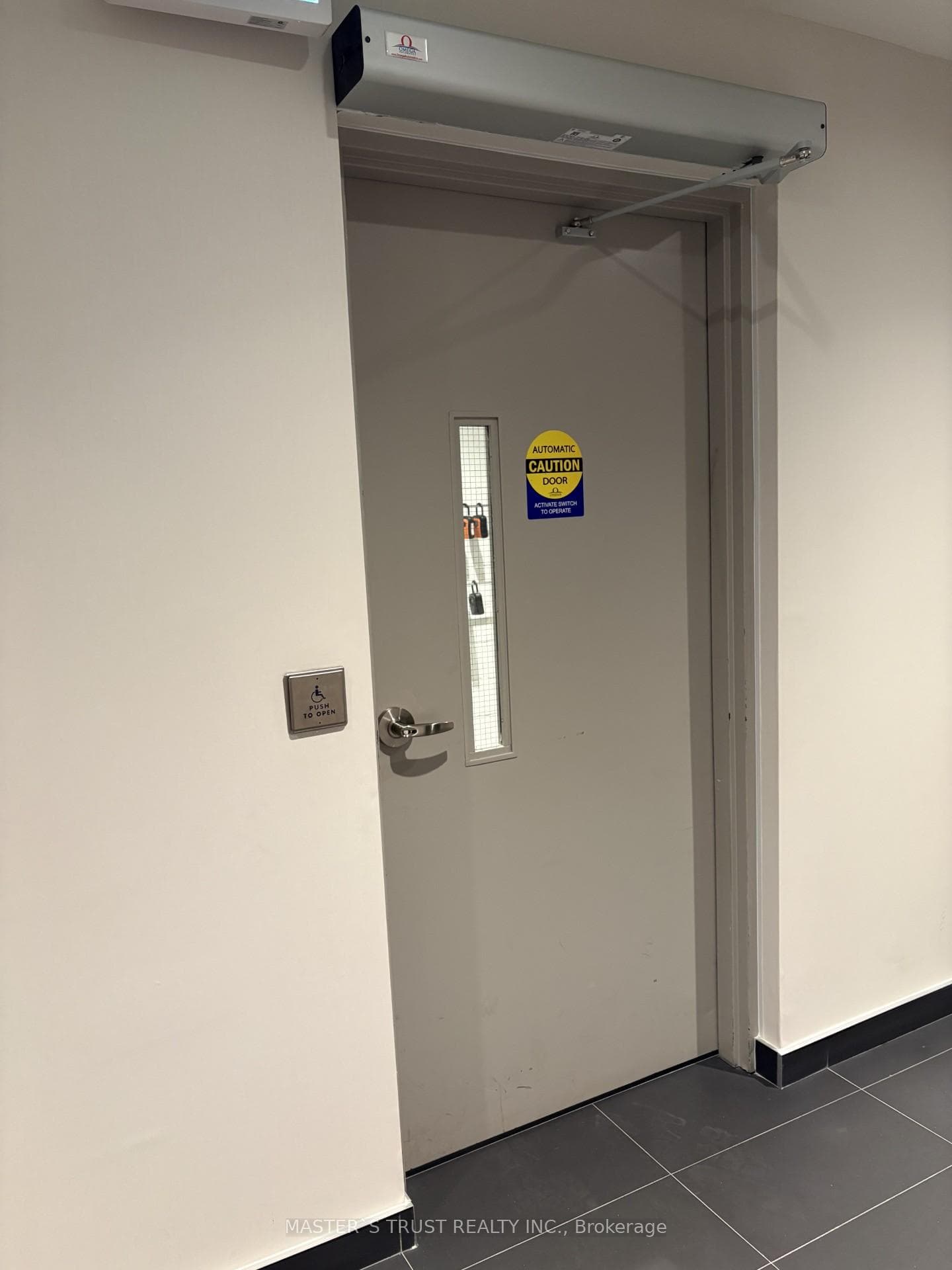 280 Dundas Street Unit 906 photo 16