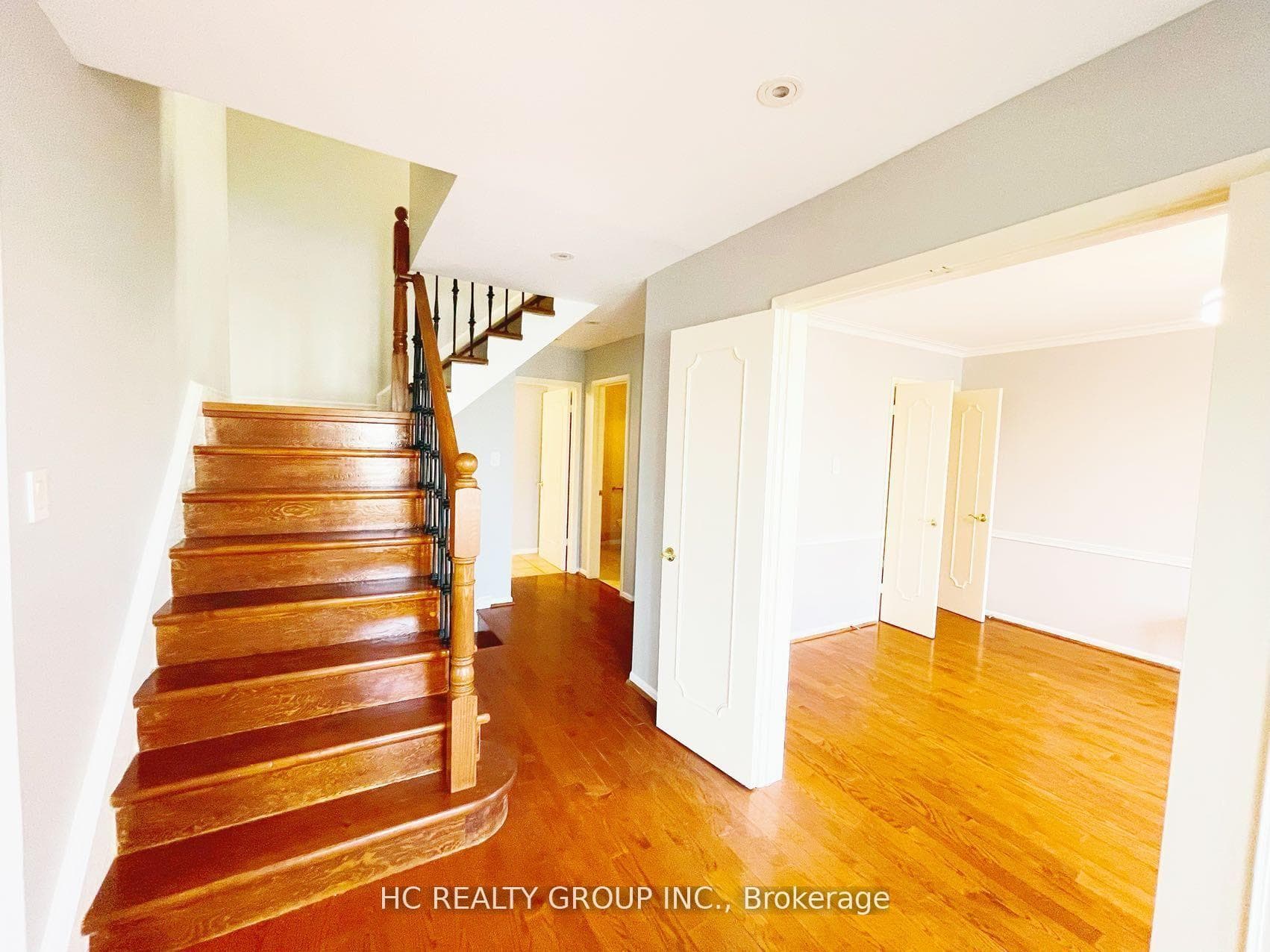 2222 Kennedy Road photo 5