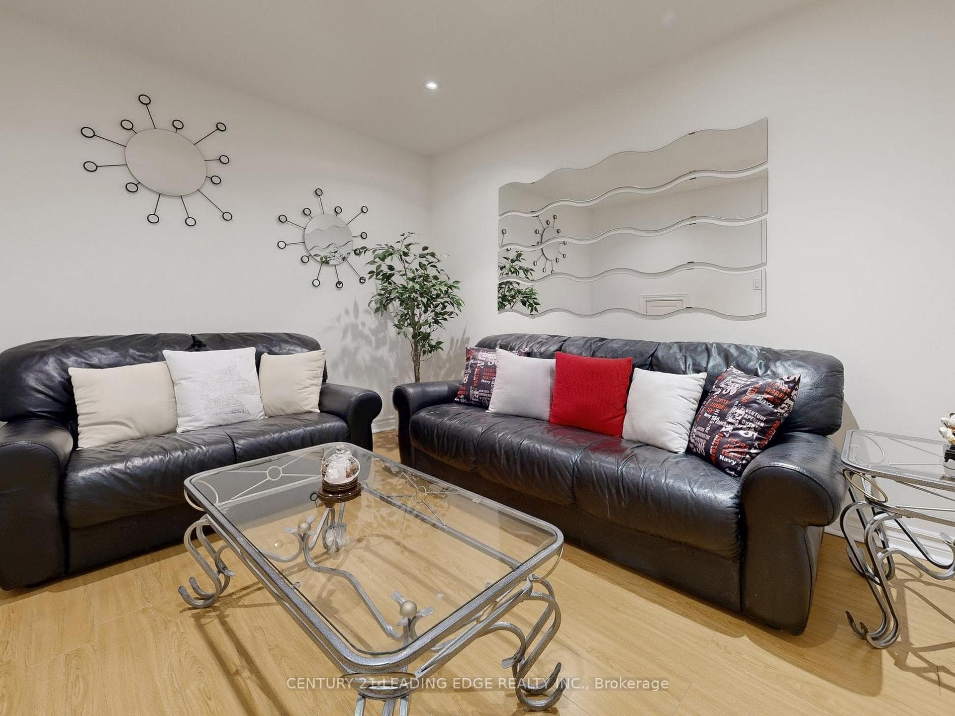 89 Sanderson Road photo 30