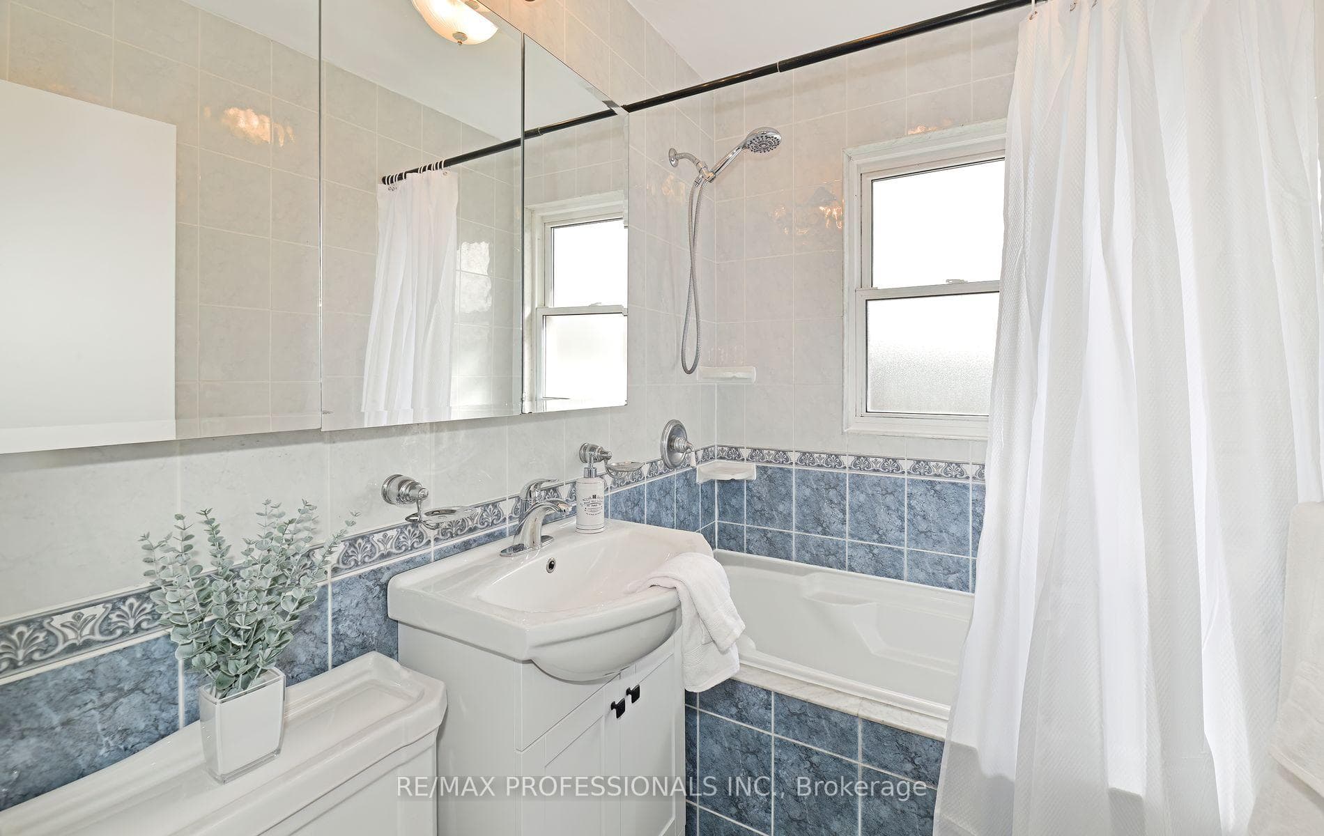 248 Gamma Street photo 10