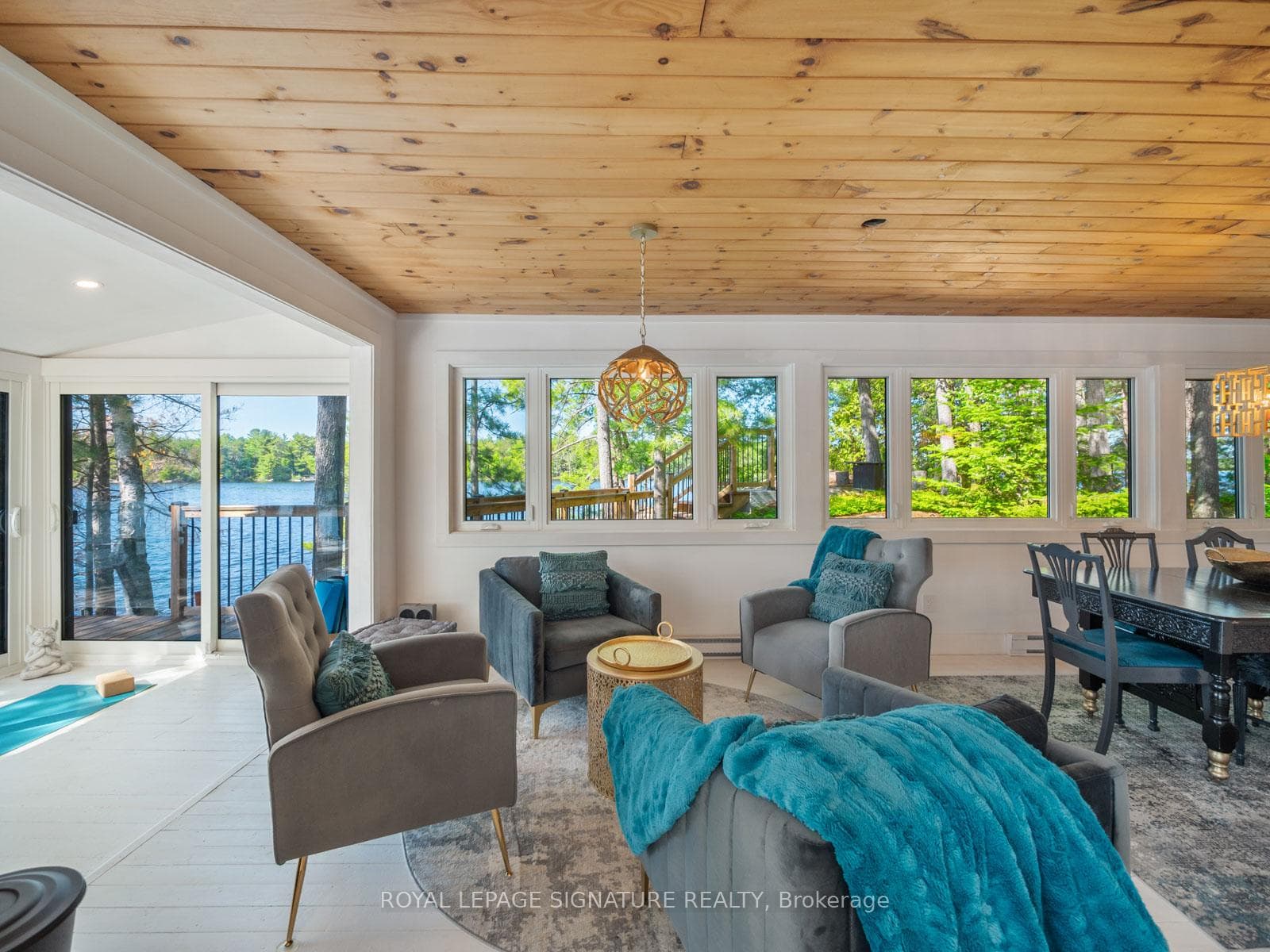 Dining / Living Room