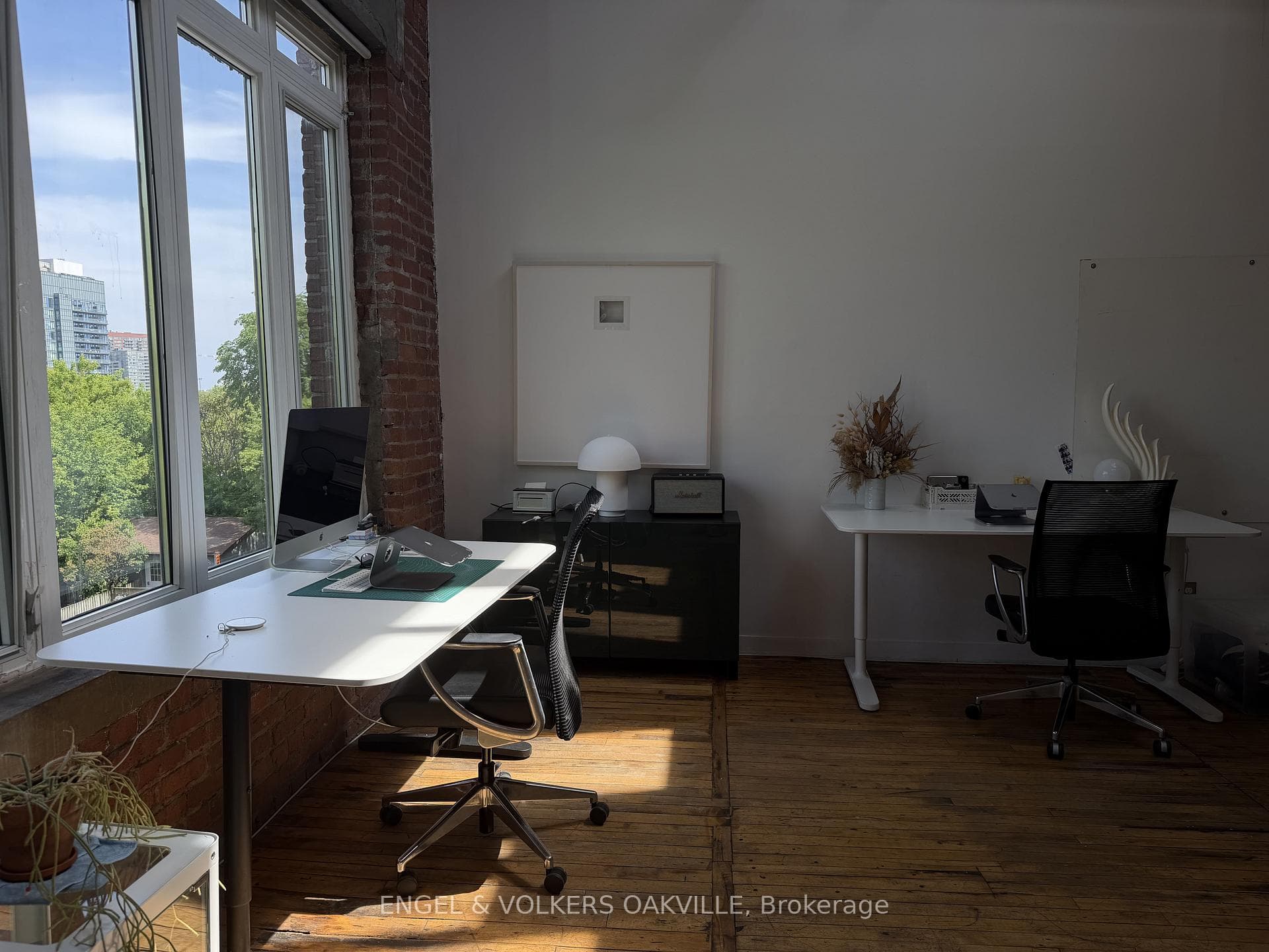 77 Florence Street Unit 302 photo 2