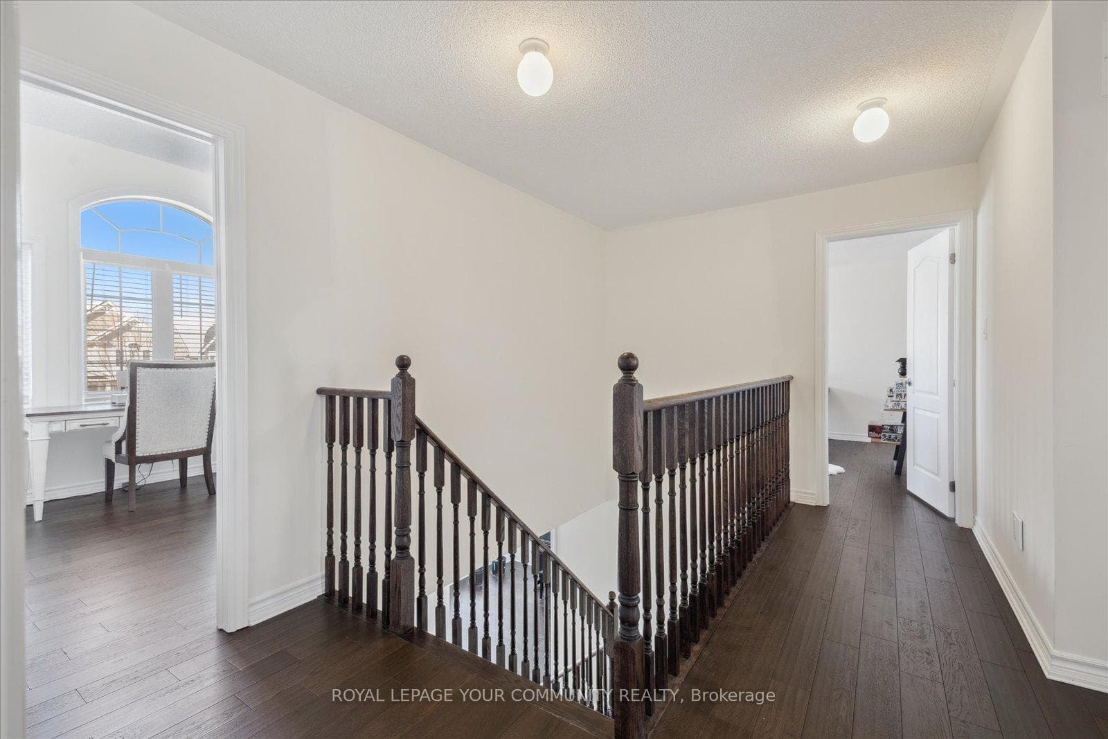 93 Mount Crescent photo 18