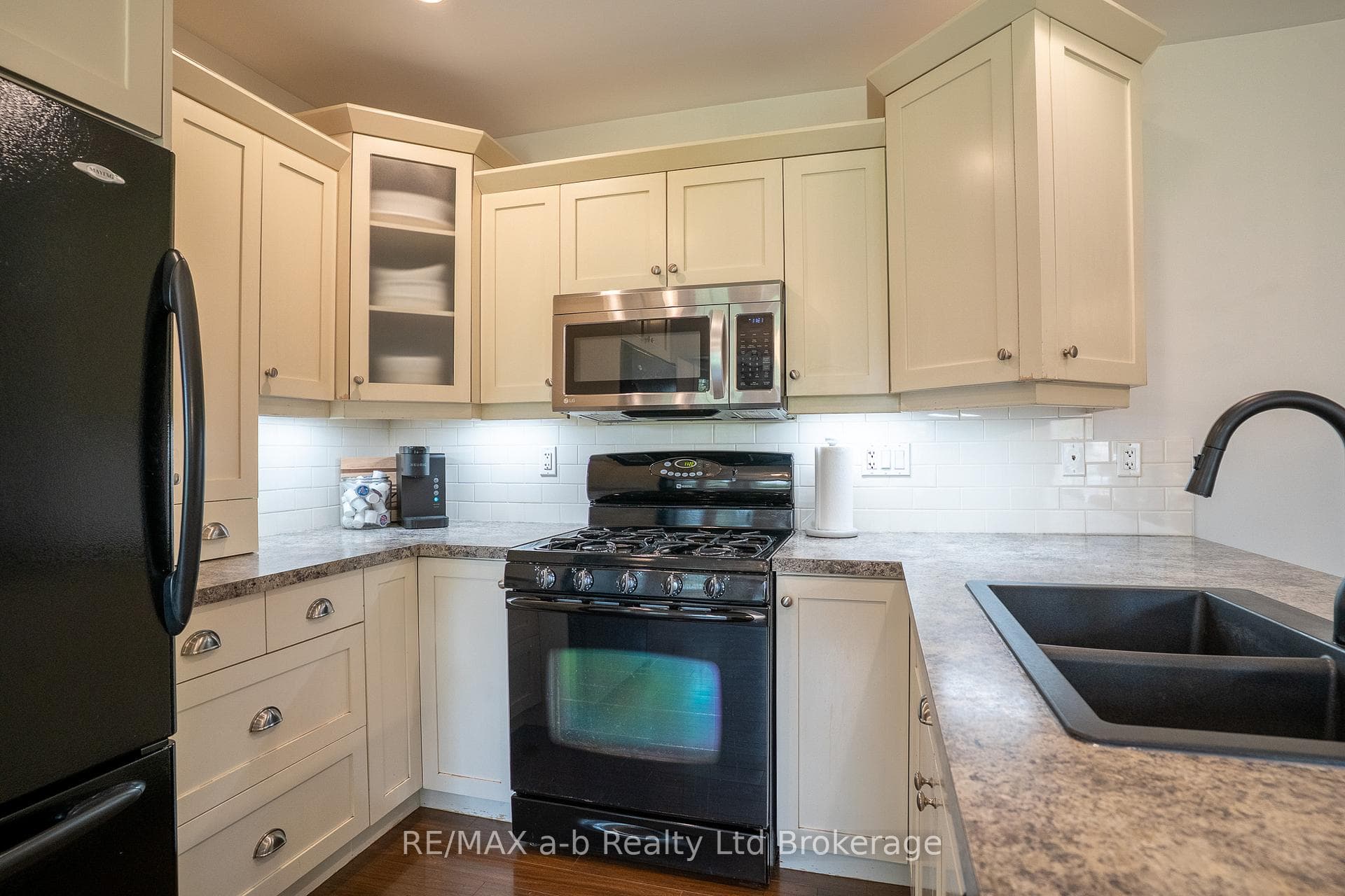 4 Otterview Drive photo 16