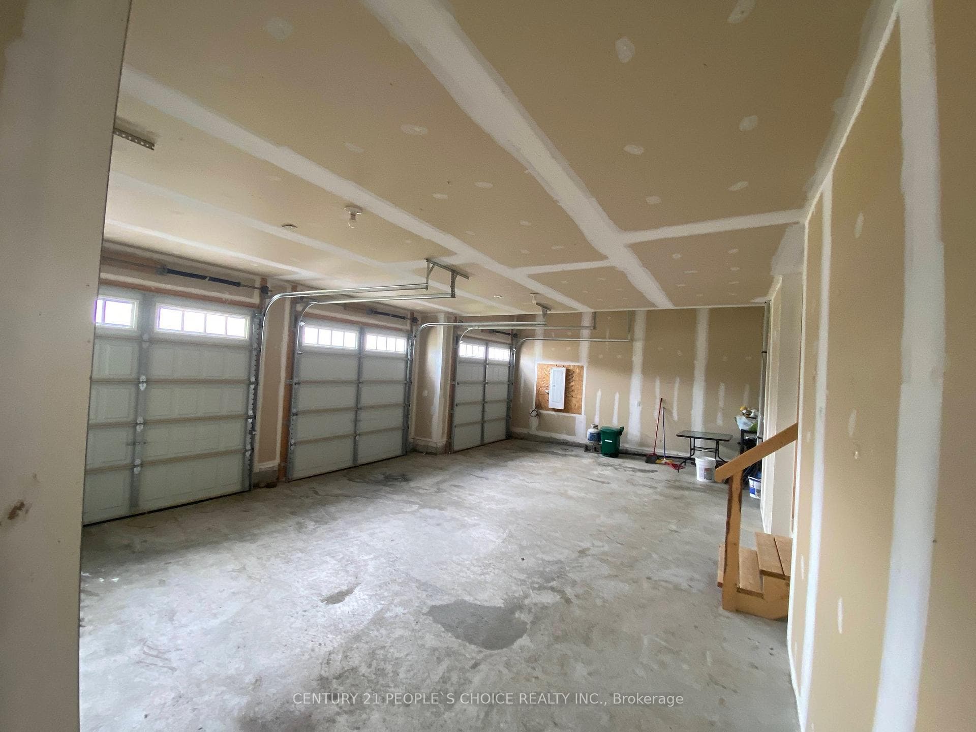 60 Summer Breeze Drive photo 14