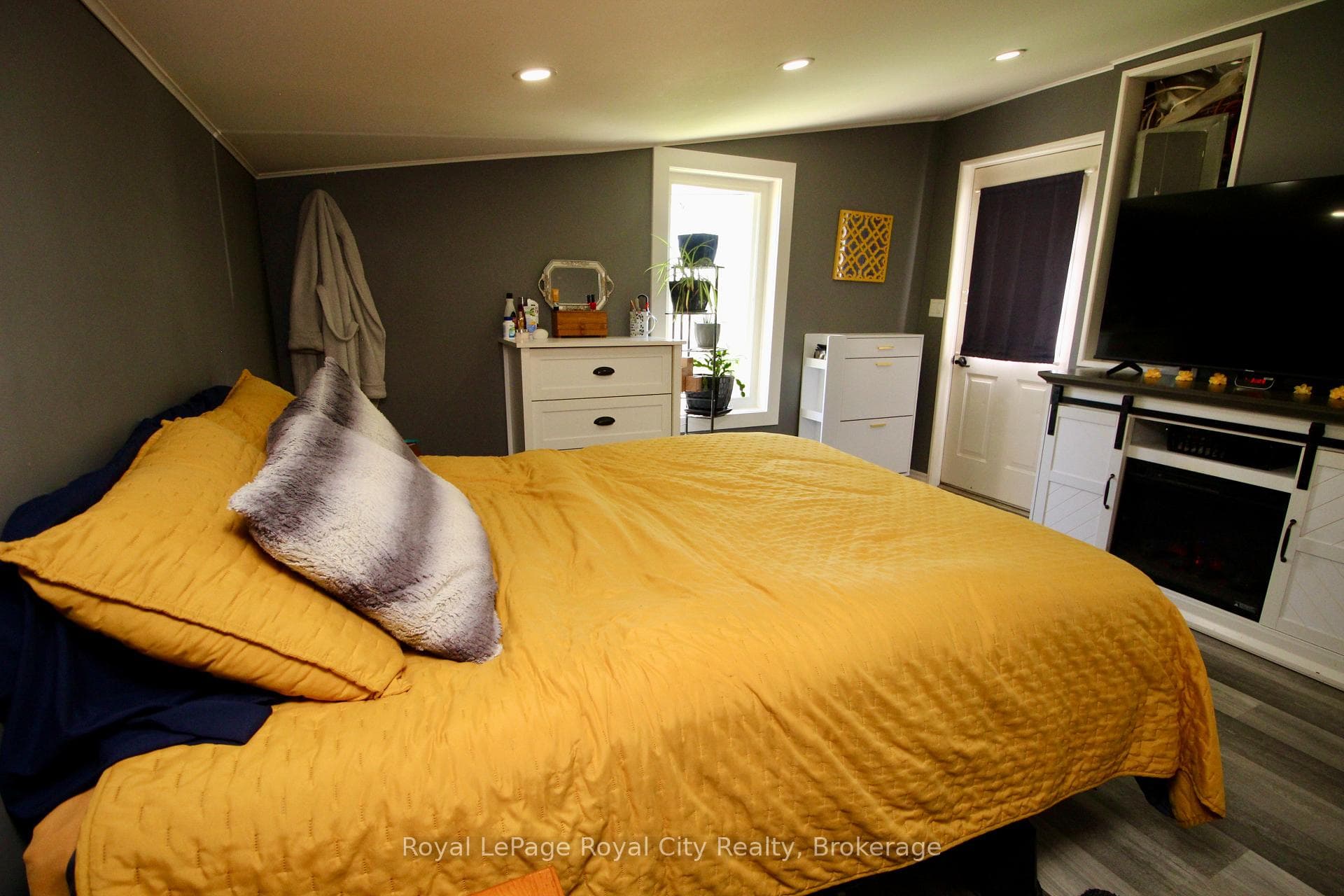 2557 Bruce Road photo 12