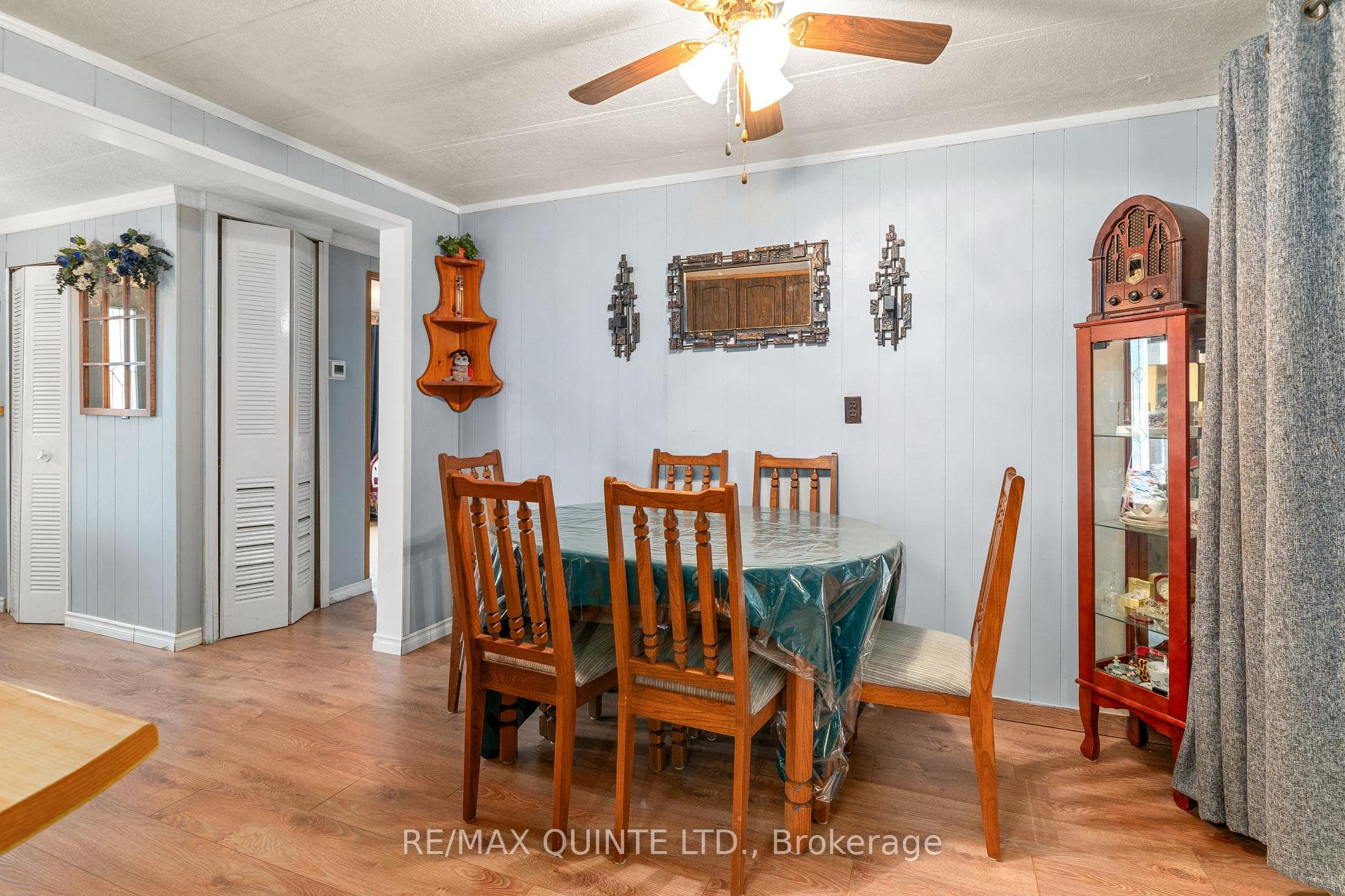 90 Hutchinson Road photo 12