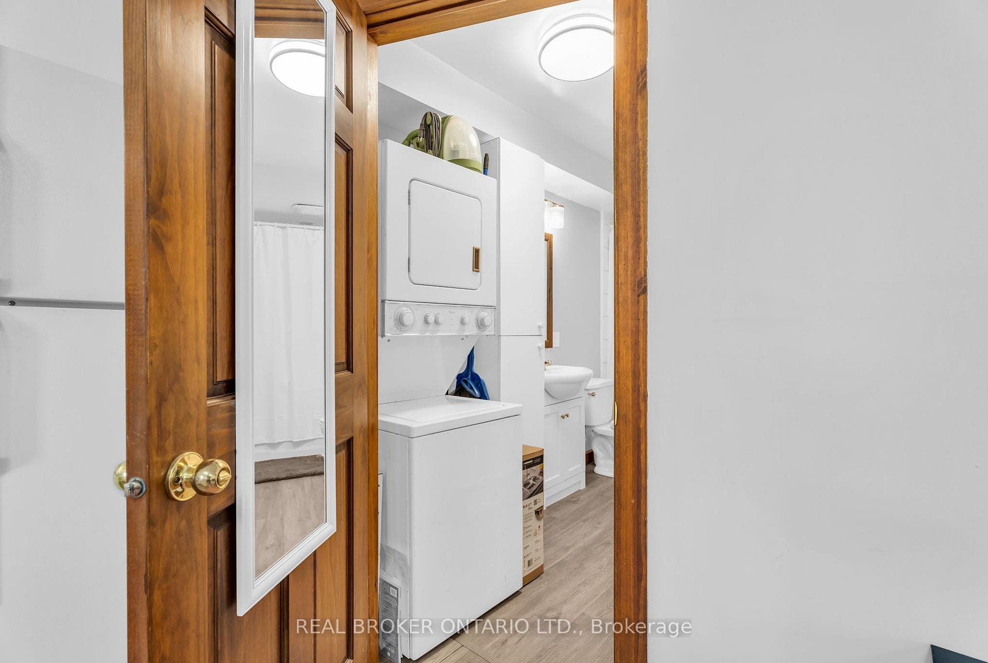 18 First Avenue Unit Unit B photo 16