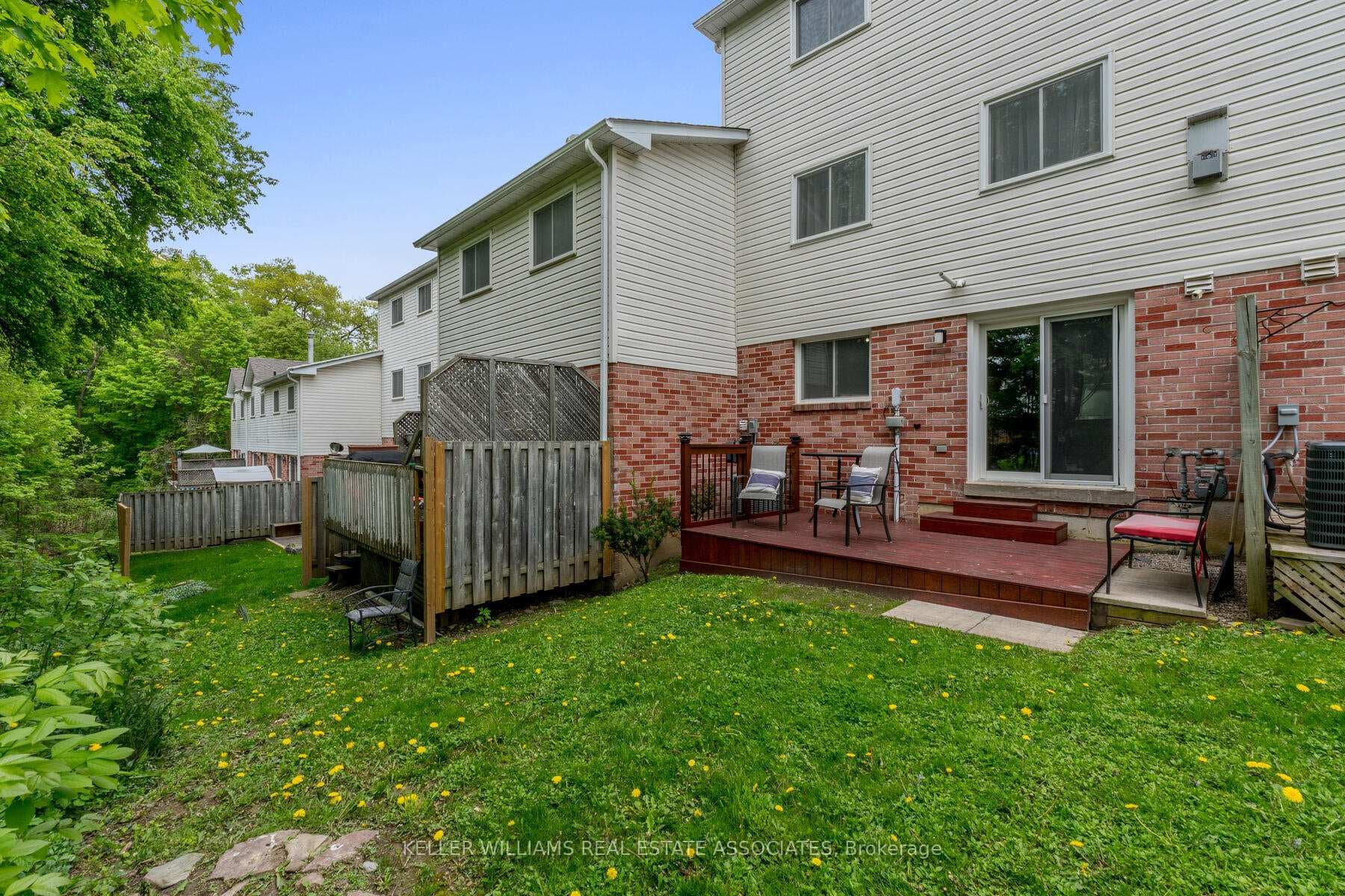 38 Maple Avenue photo 37