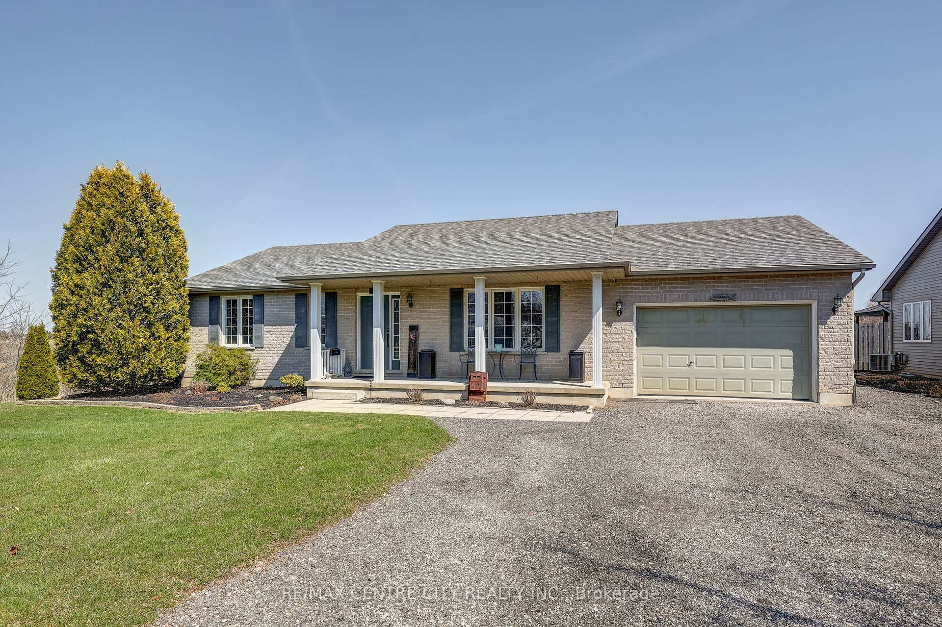 11680 Springfield Road photo 1