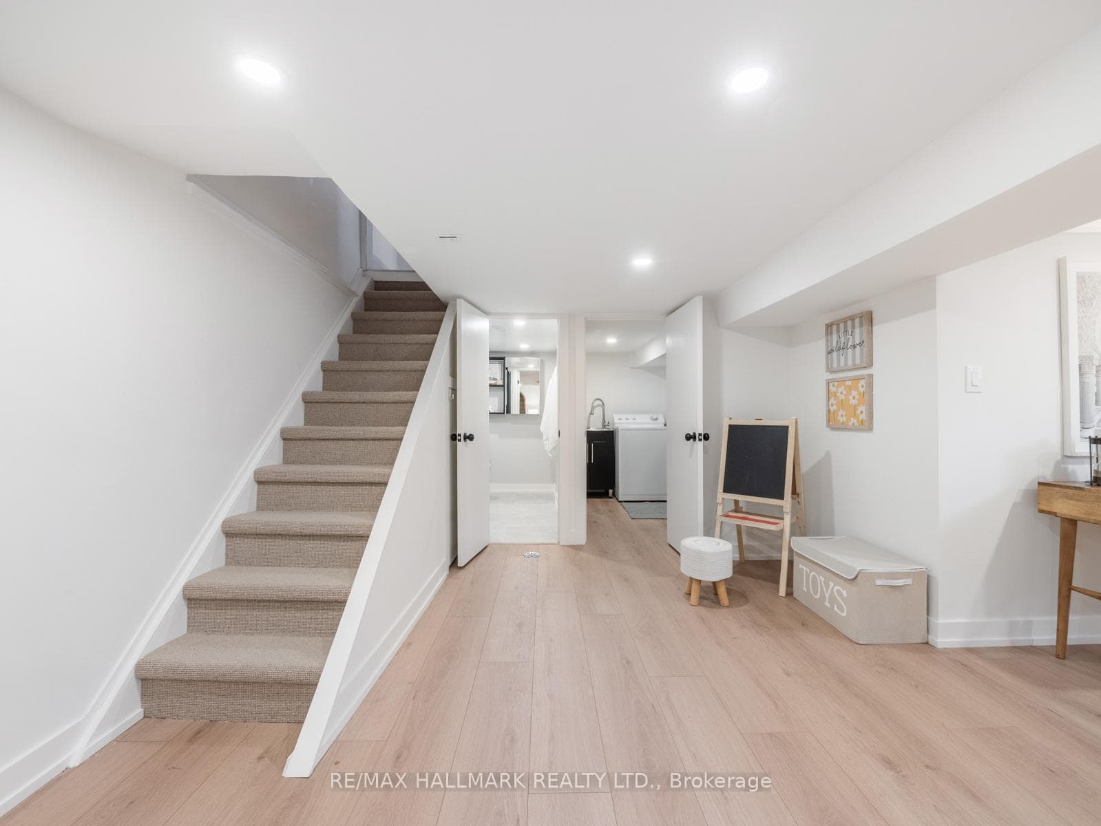 230 Audrey Avenue photo 28