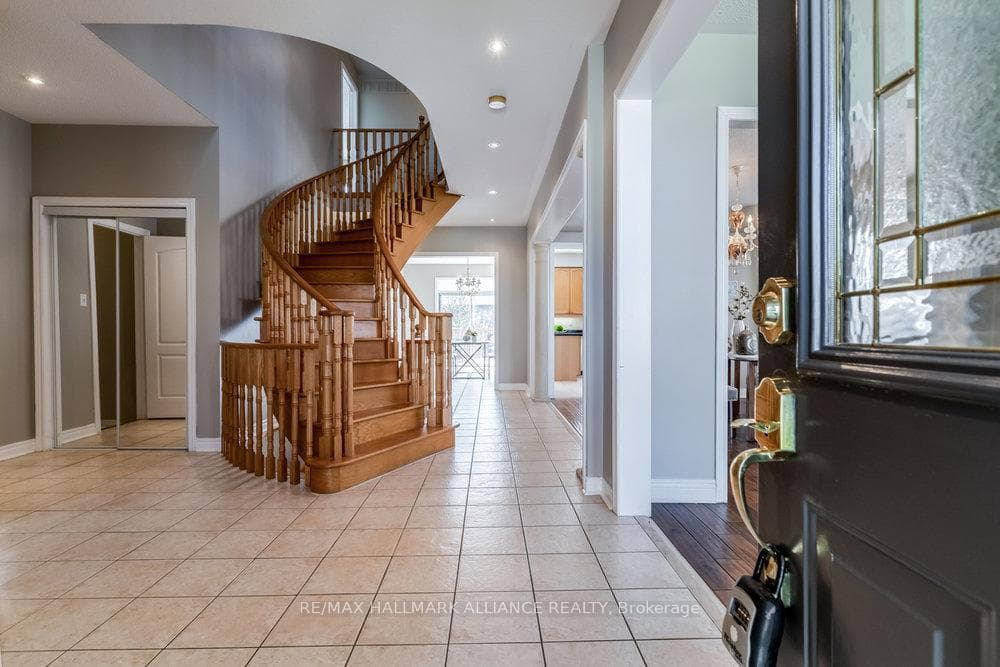 1182 Lindenrock Drive photo 19