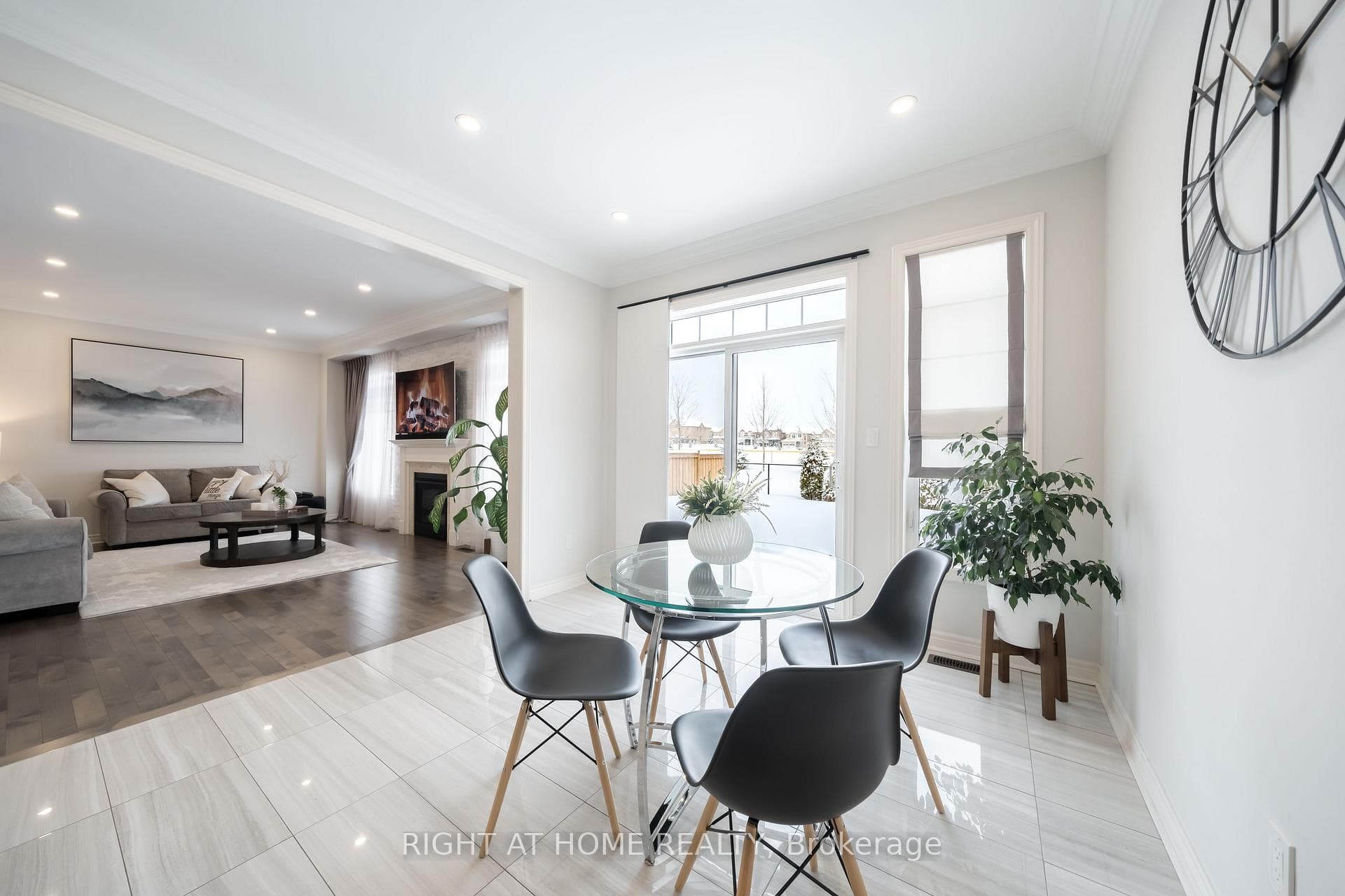 12 Tupling Street photo 14