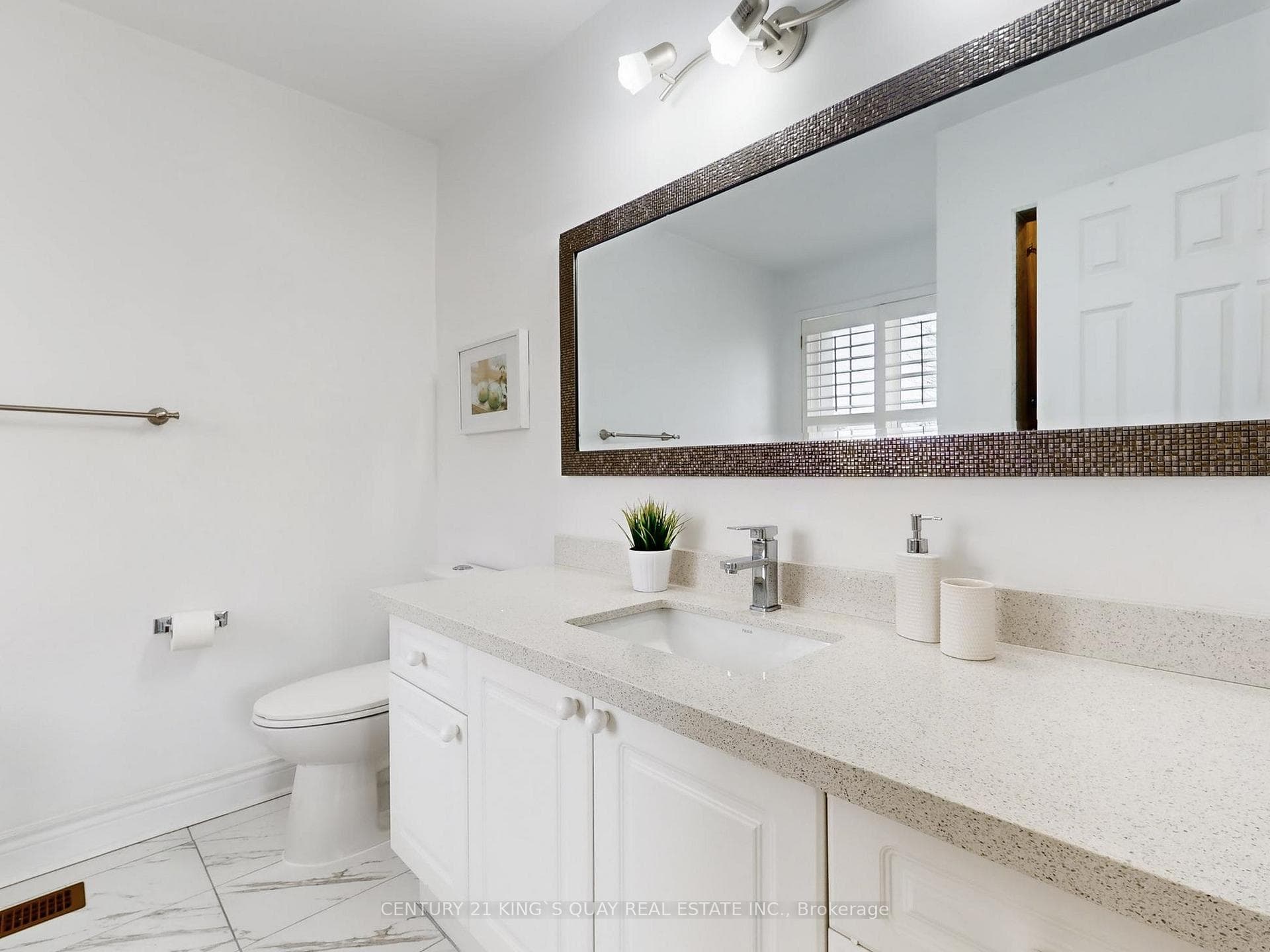 591 Fred Mclaren Boulevard photo 25