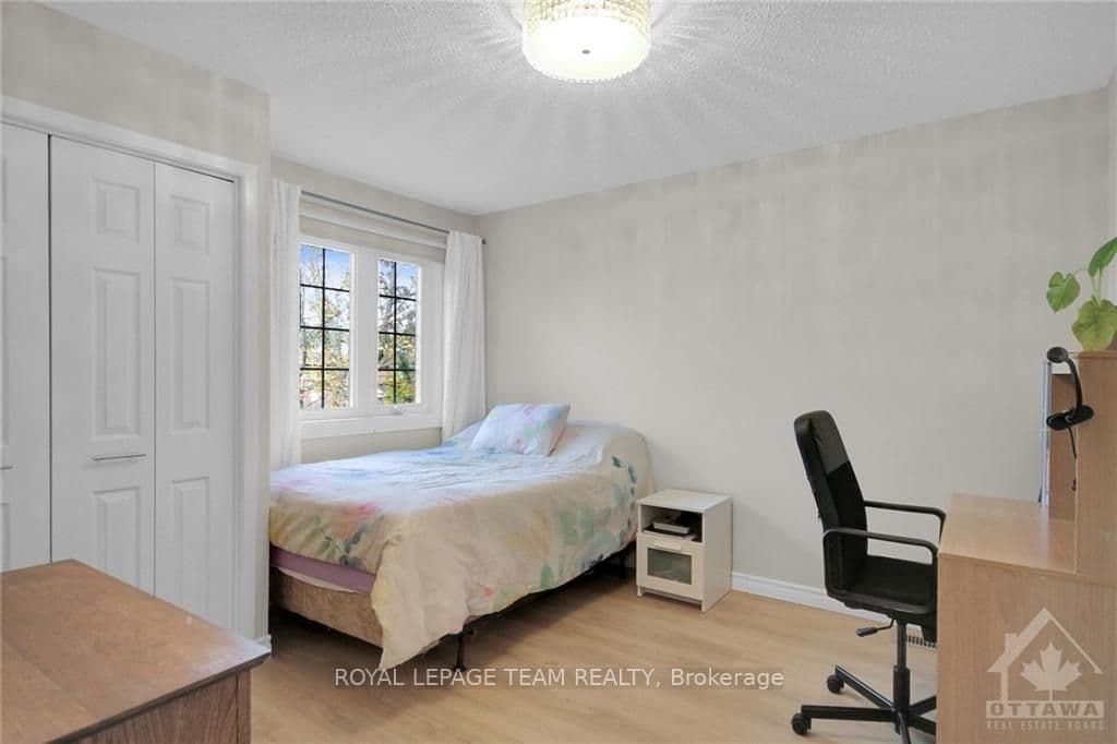 22 SHETLAND Way photo 18