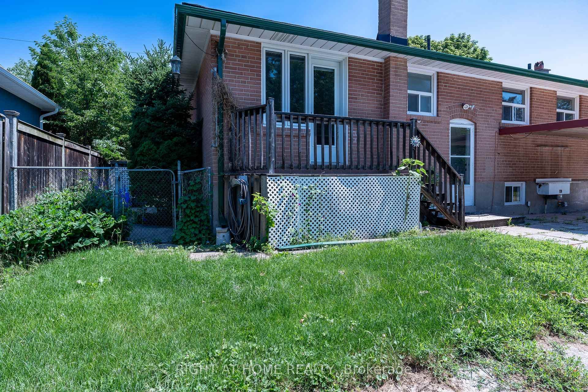 426 Seaton Drive photo 16