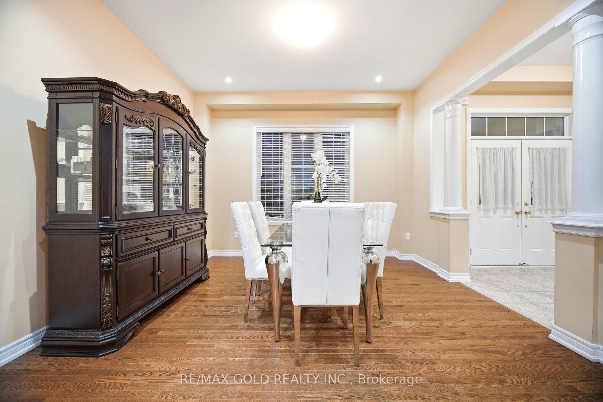 26 Drummondville Drive photo 5