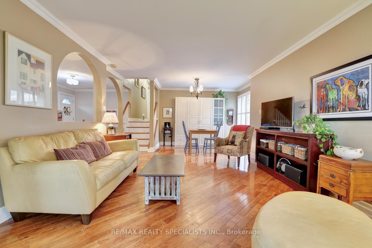 322 Louis Drive photo 7