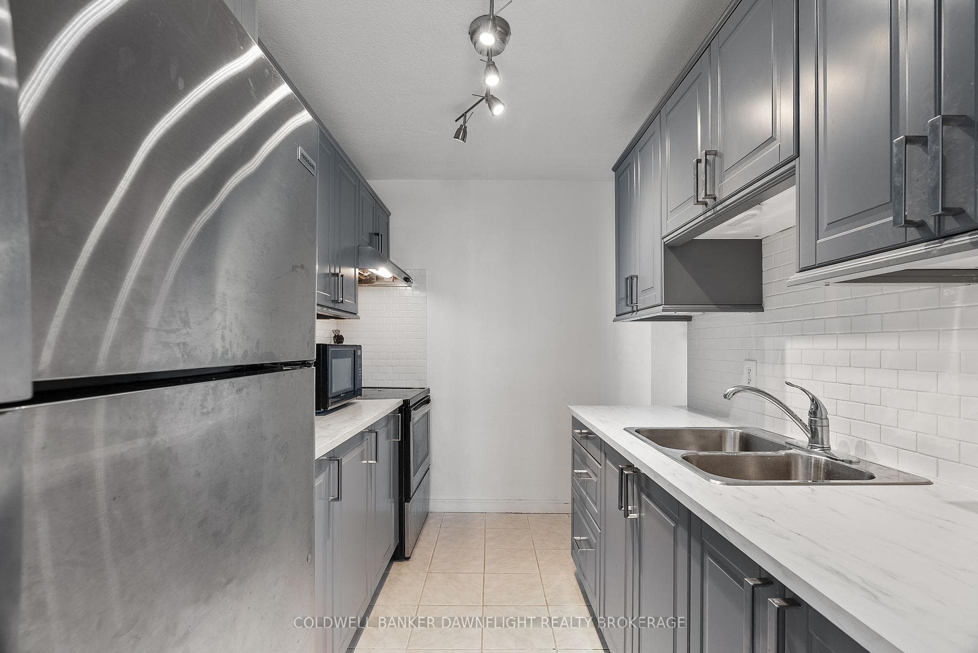 1105 Jalna Boulevard Unit 1103 photo 11