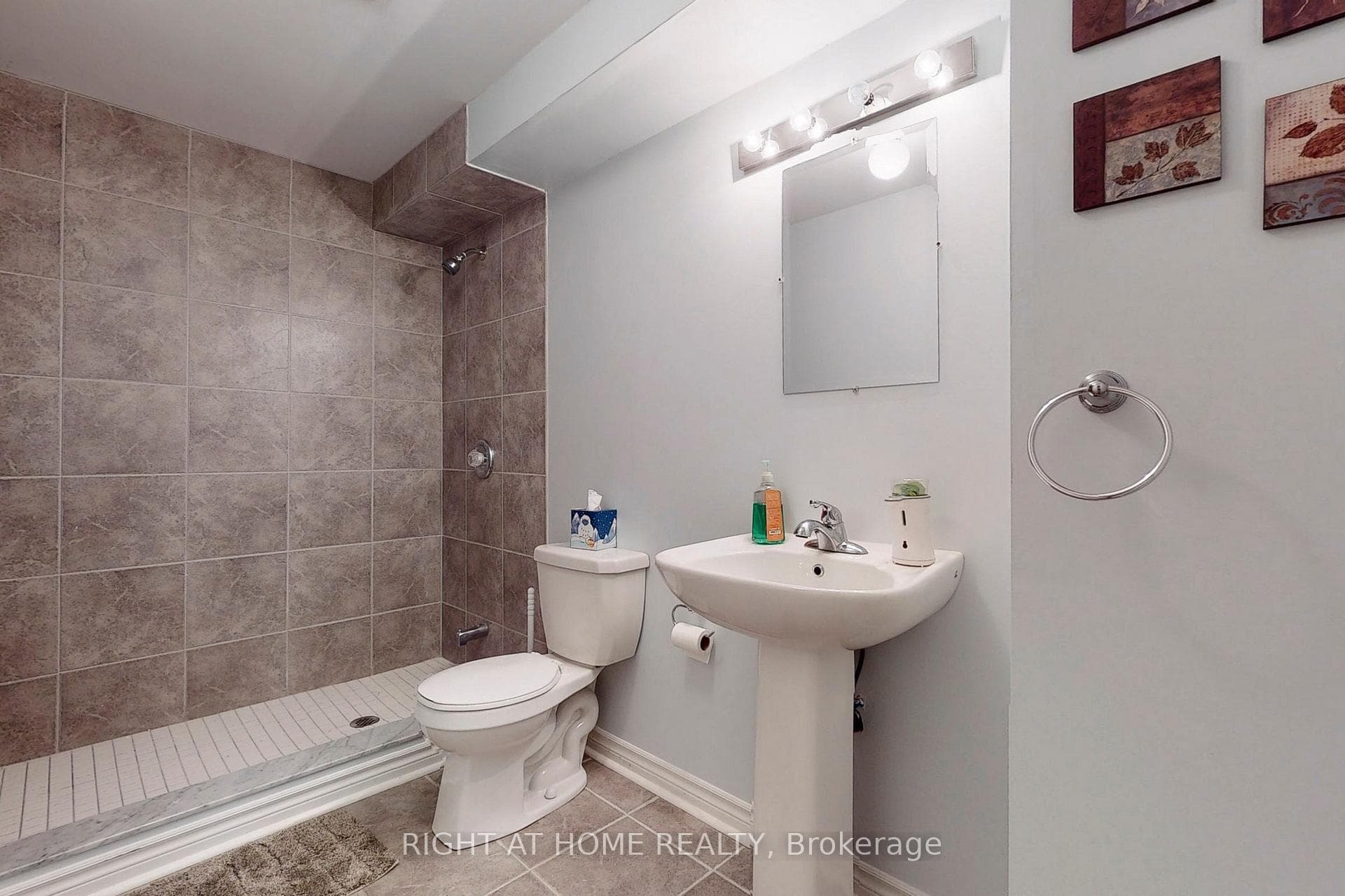 774 Sugden Terrace photo 39