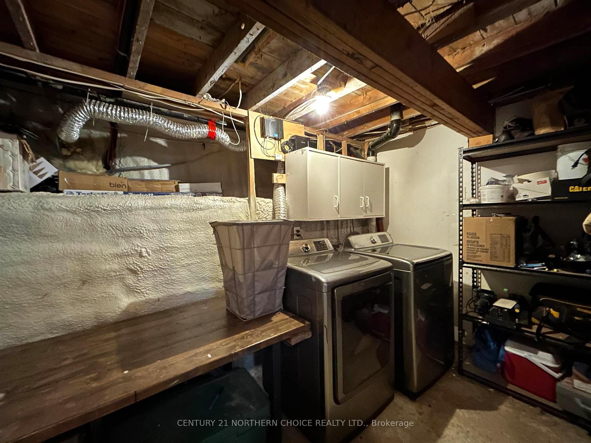 907 SMITH Avenue photo 28