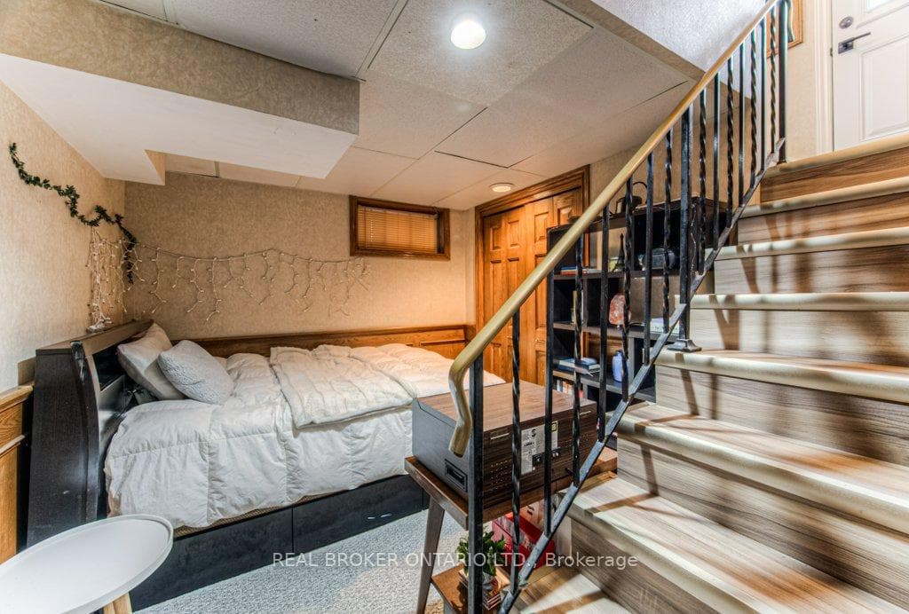 12 Snyder Avenue photo 28