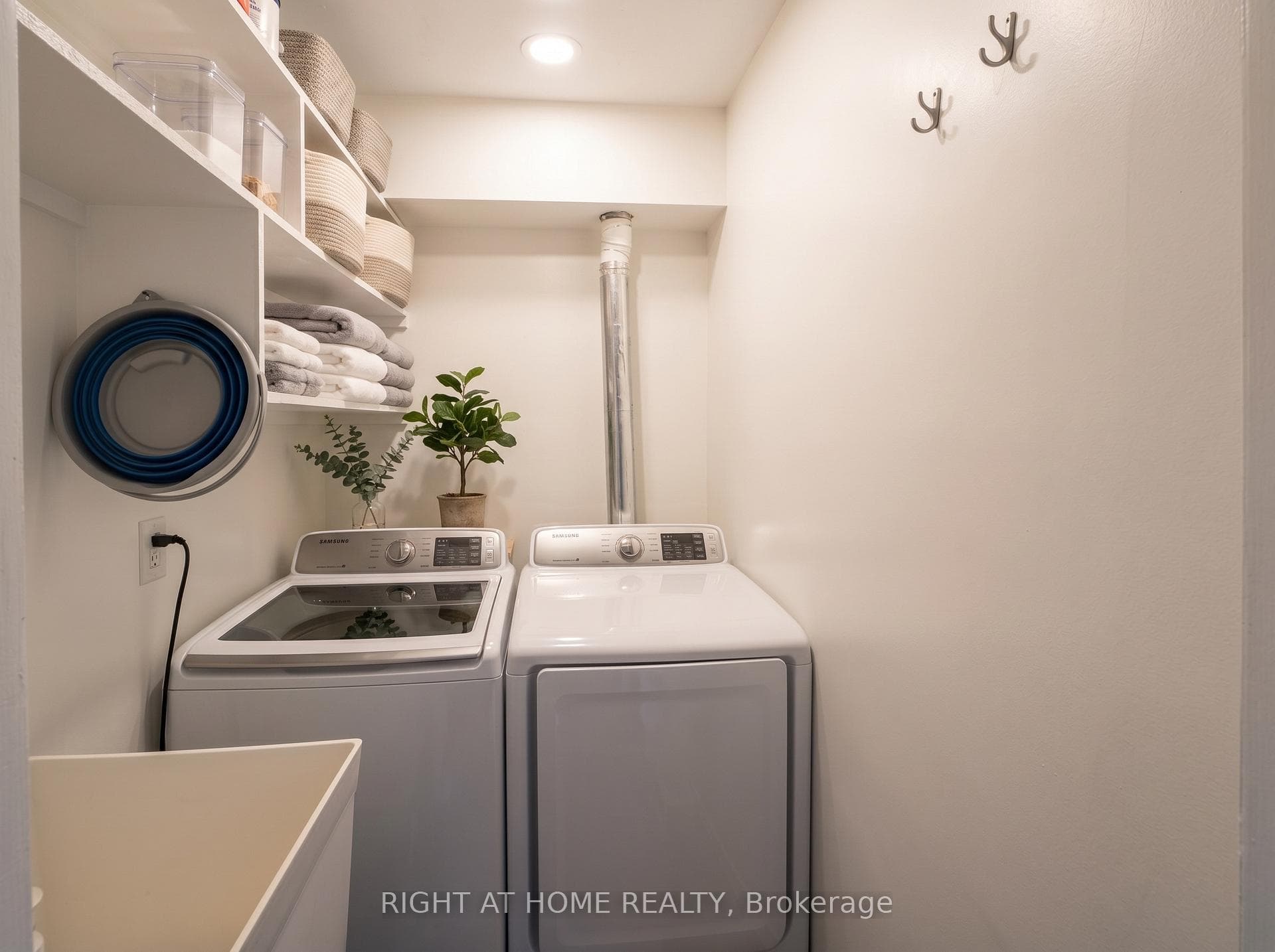 1050 Stainton Drive Unit 201 photo 17