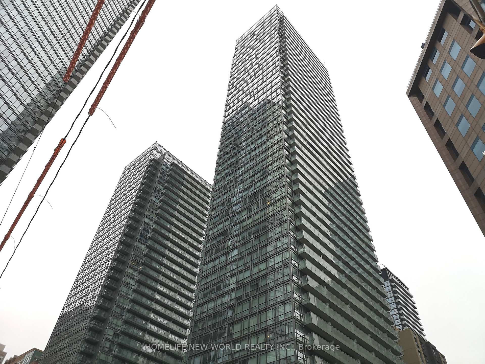 38 Grenville Street Unit 2103 photo 3