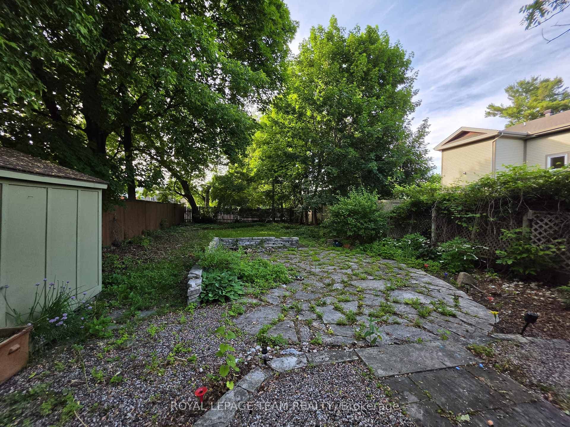 1247 Summerville Avenue photo 27