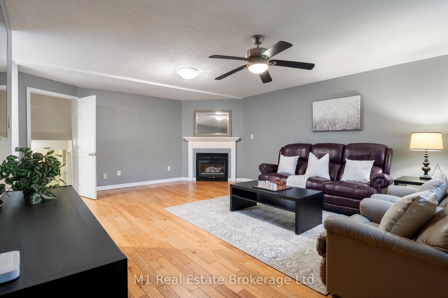 516 Harvey Street photo 31
