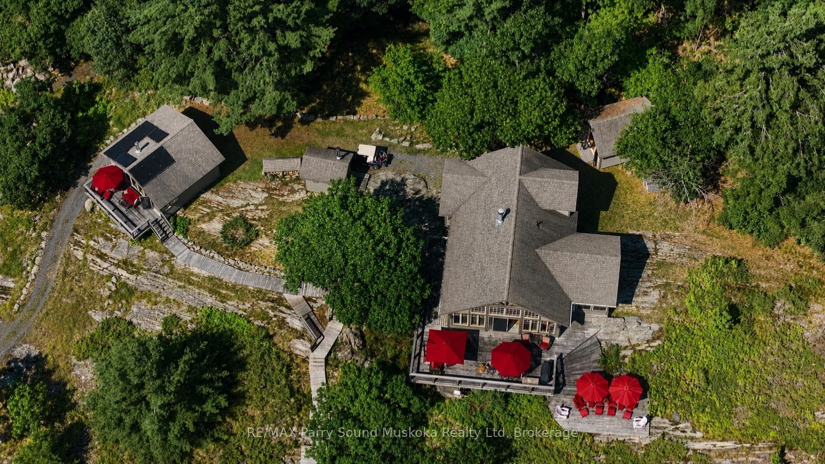 43 15C Island photo 26