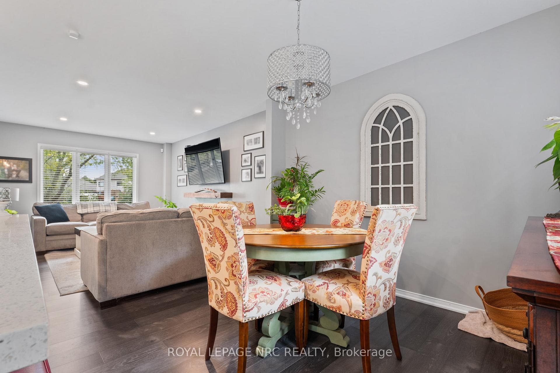 1041 QUAKER Road photo 19