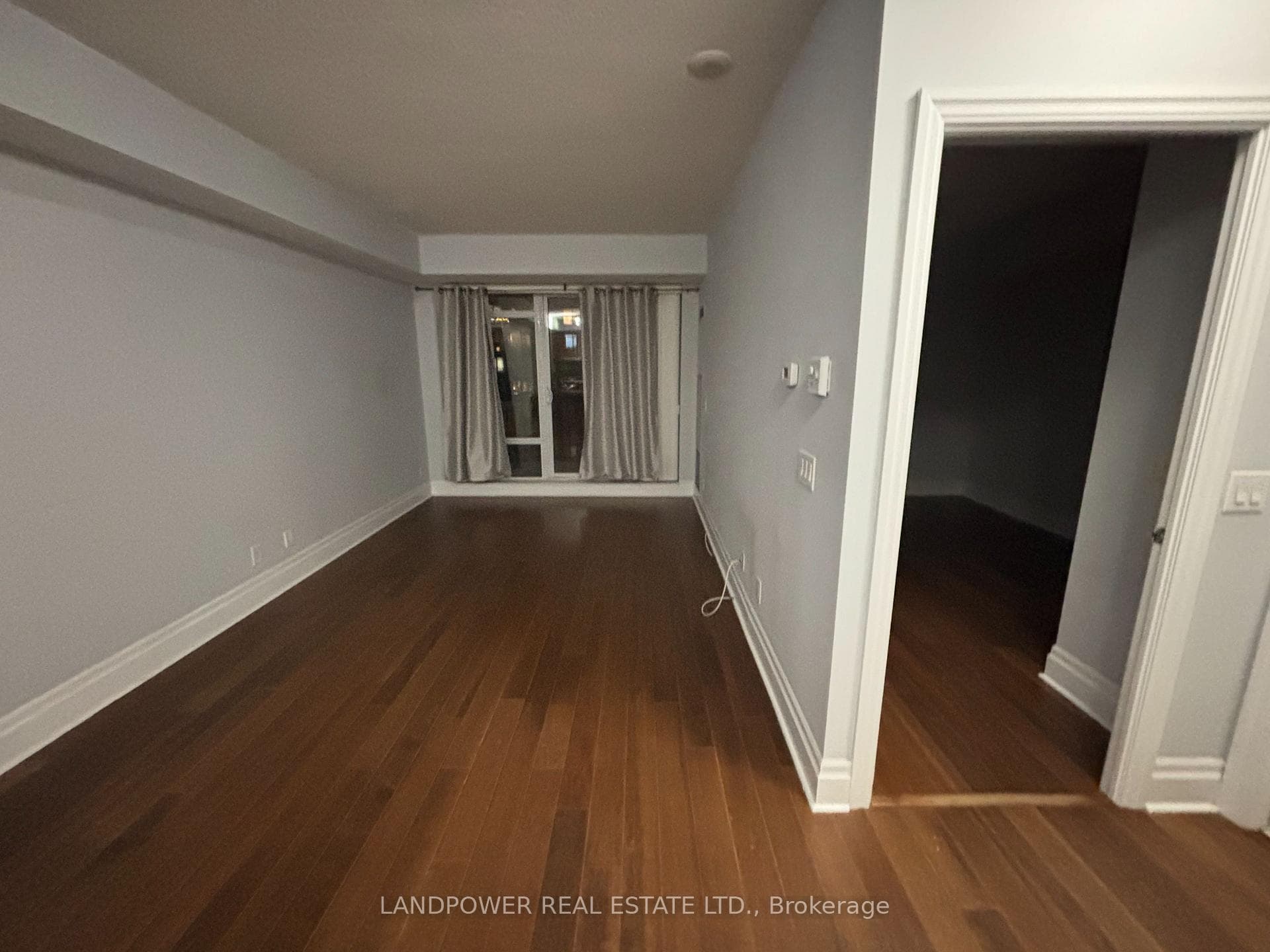151 Upper Duke Crescent Unit 801 photo 5